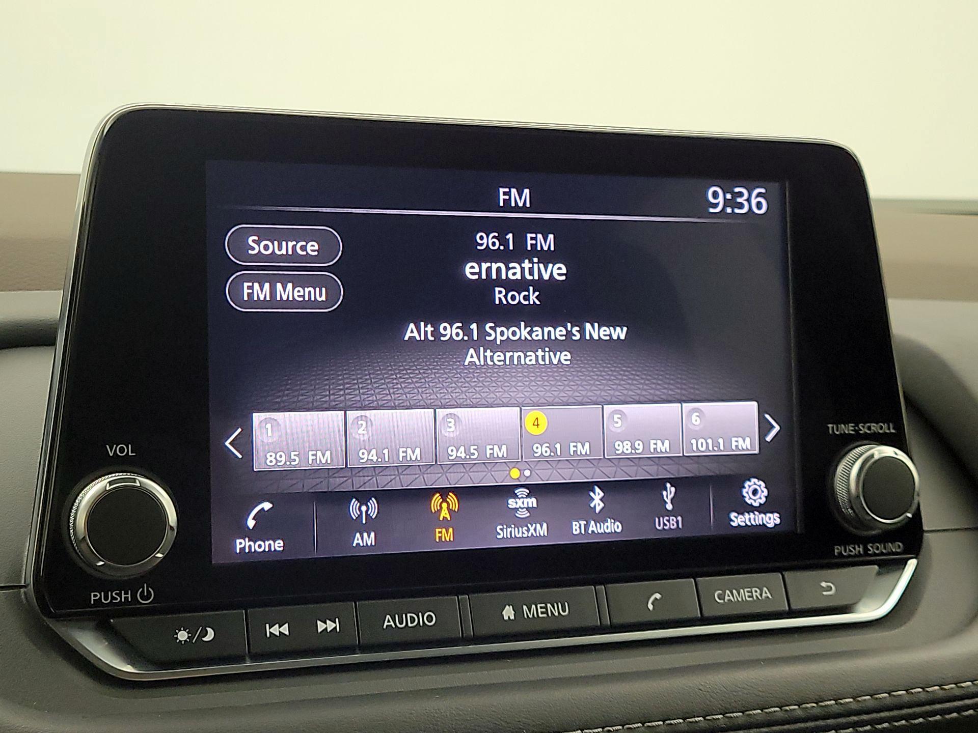 Thumbnail: 2021 Nissan Rogue - 15