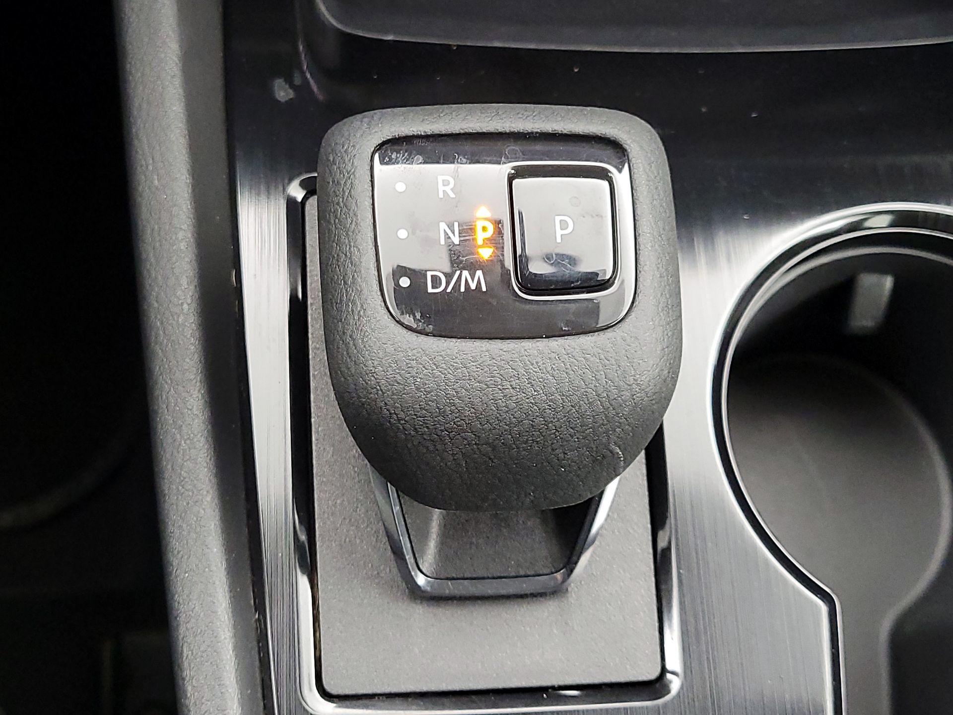 Thumbnail: 2021 Nissan Rogue - 17