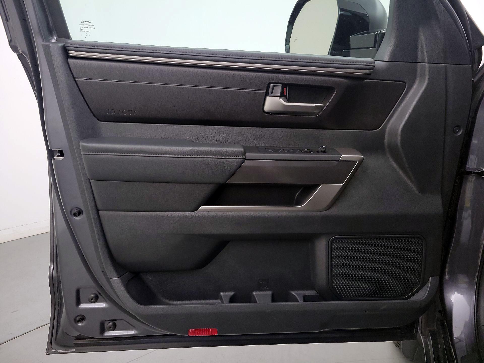 Thumbnail: 2024 Toyota Tundra - 12