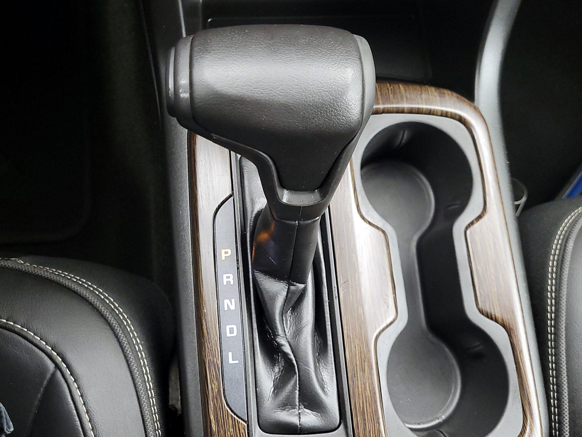 Thumbnail: 2017 GMC Canyon - 18