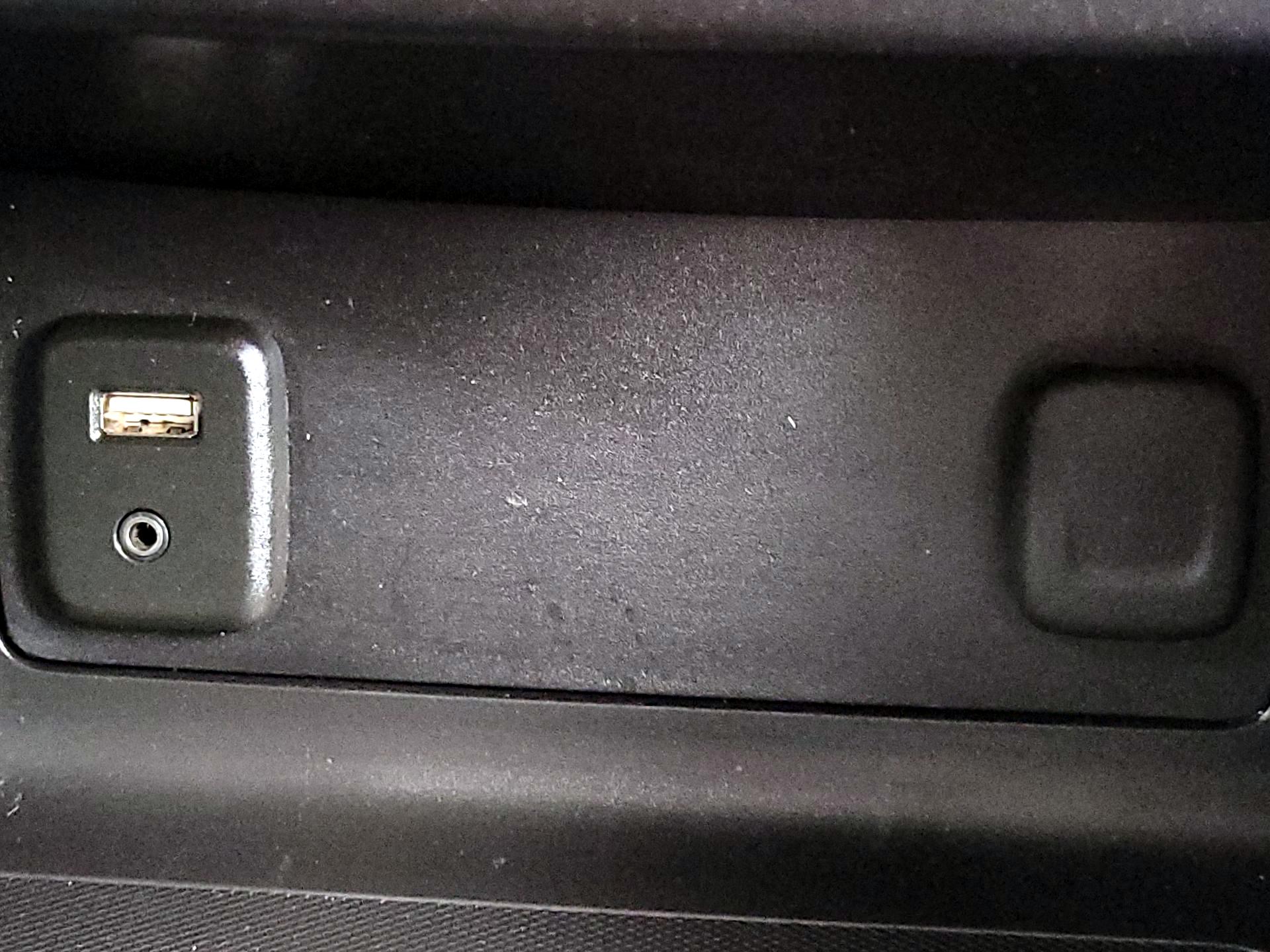 Thumbnail: 2017 GMC Canyon - 19