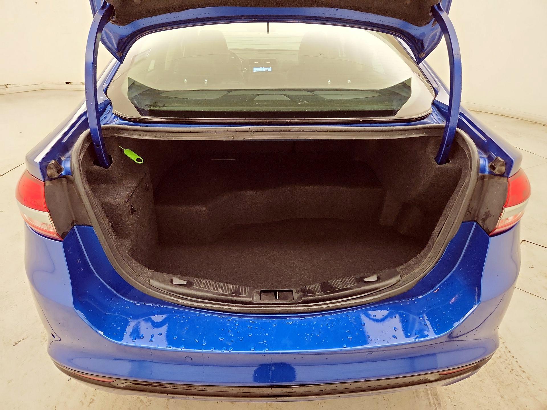 Thumbnail: 2018 Ford Fusion - 20