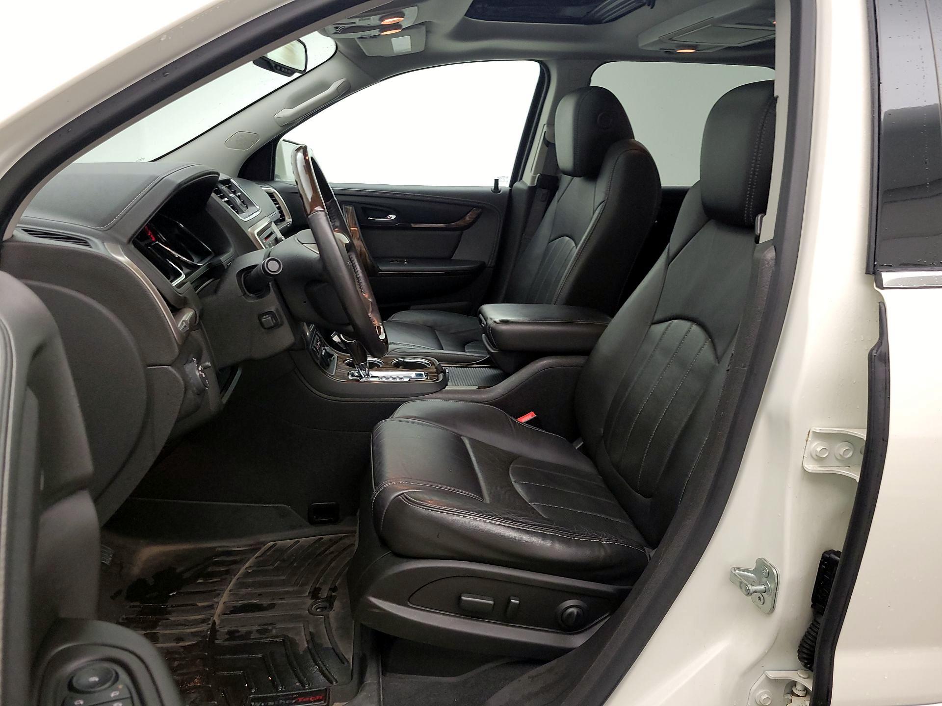 Thumbnail: 2015 GMC Acadia - 11