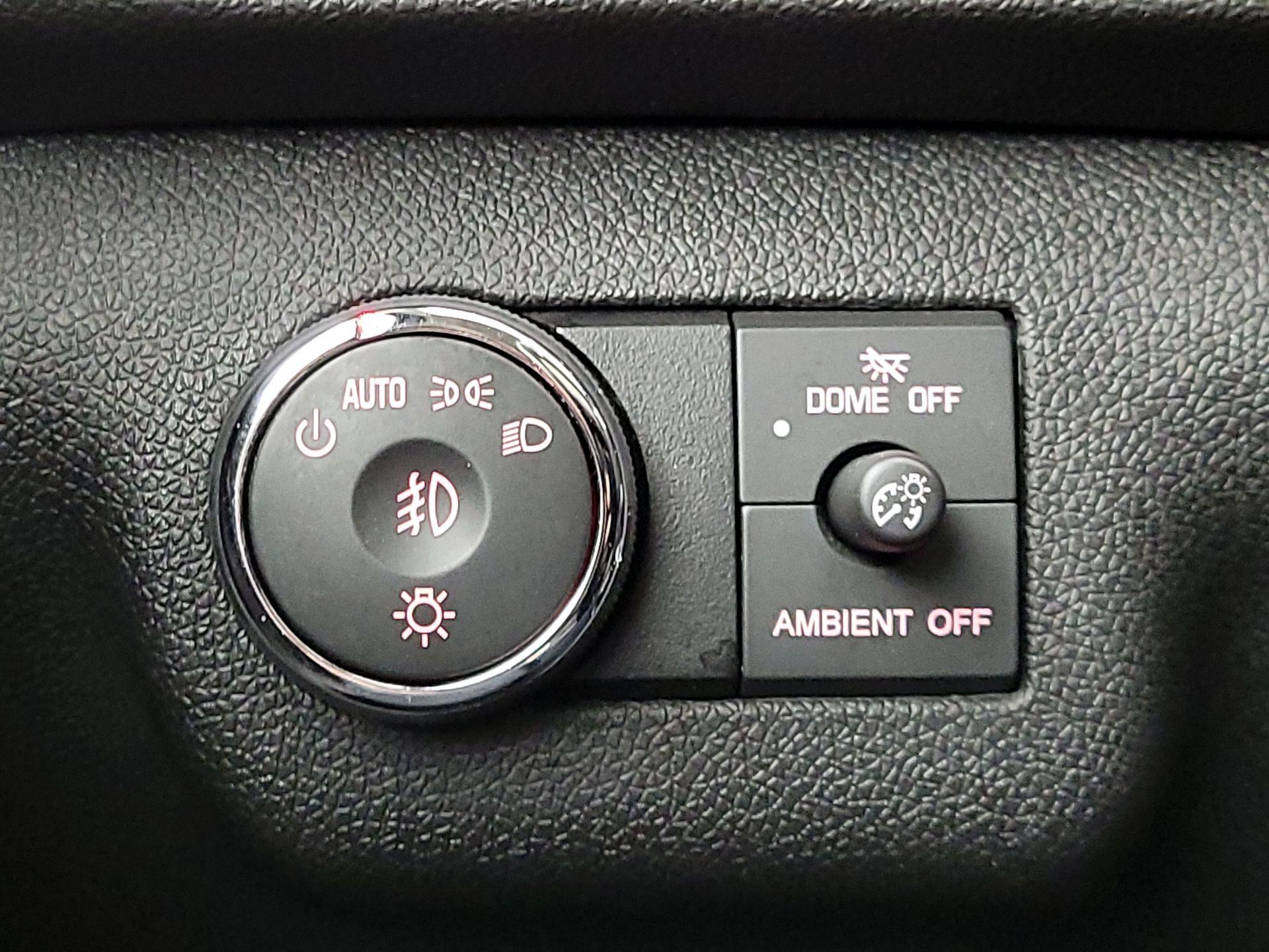 Thumbnail: 2015 GMC Acadia - 13