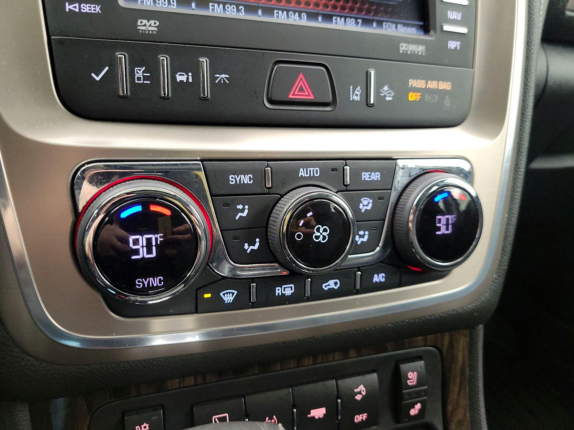 Thumbnail: 2015 GMC Acadia - 17