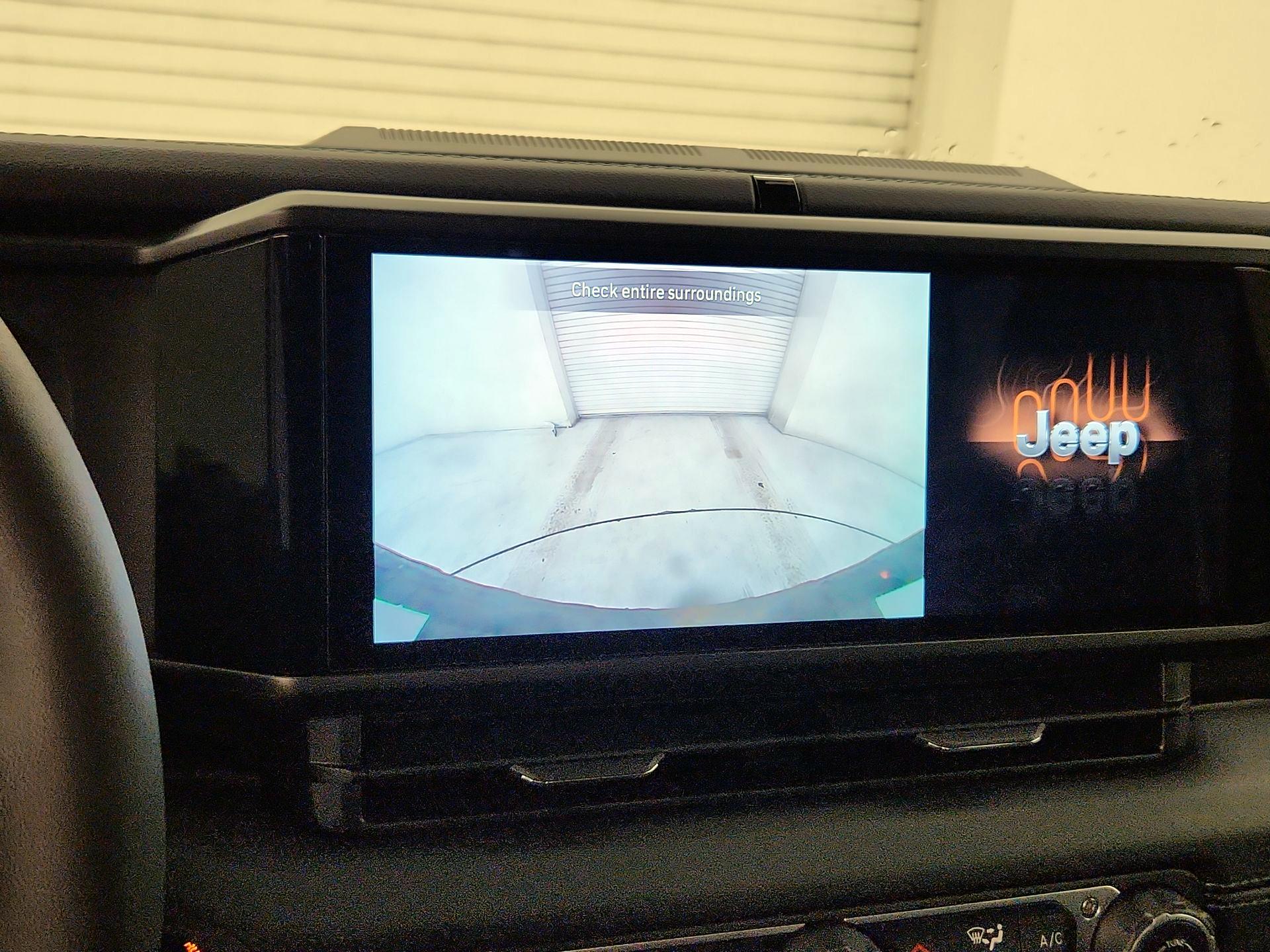 Thumbnail: 2024 Jeep Wrangler - 14