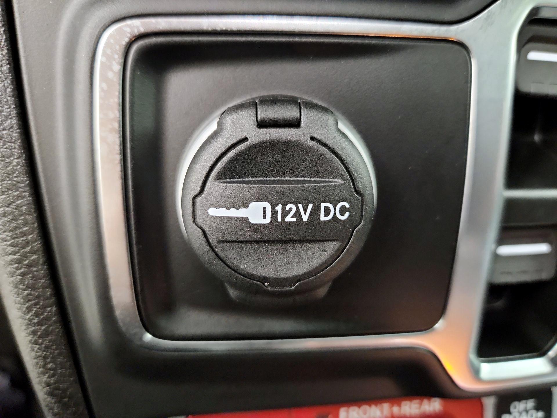 Thumbnail: 2024 Jeep Wrangler - 18