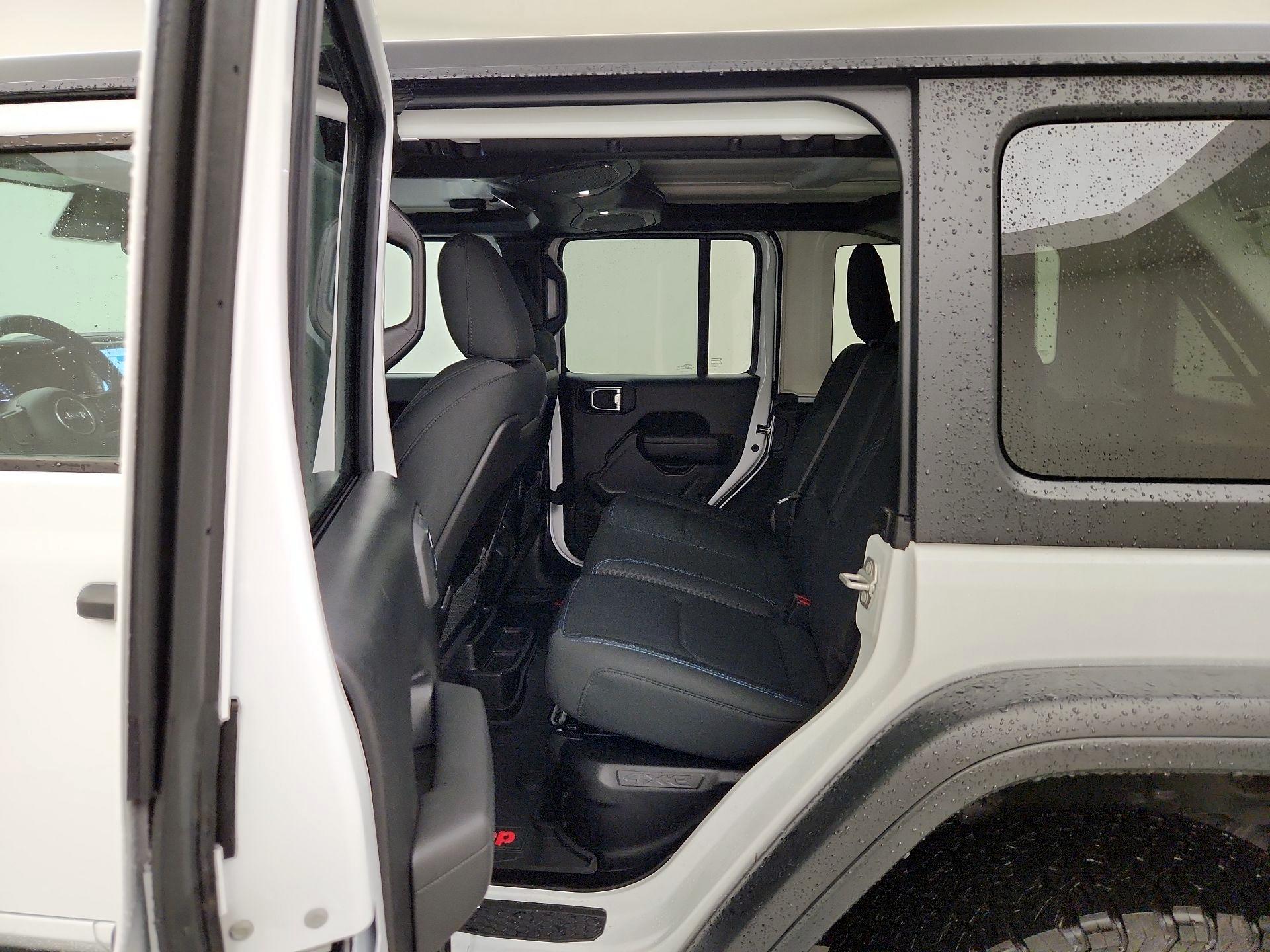 Thumbnail: 2024 Jeep Wrangler - 19