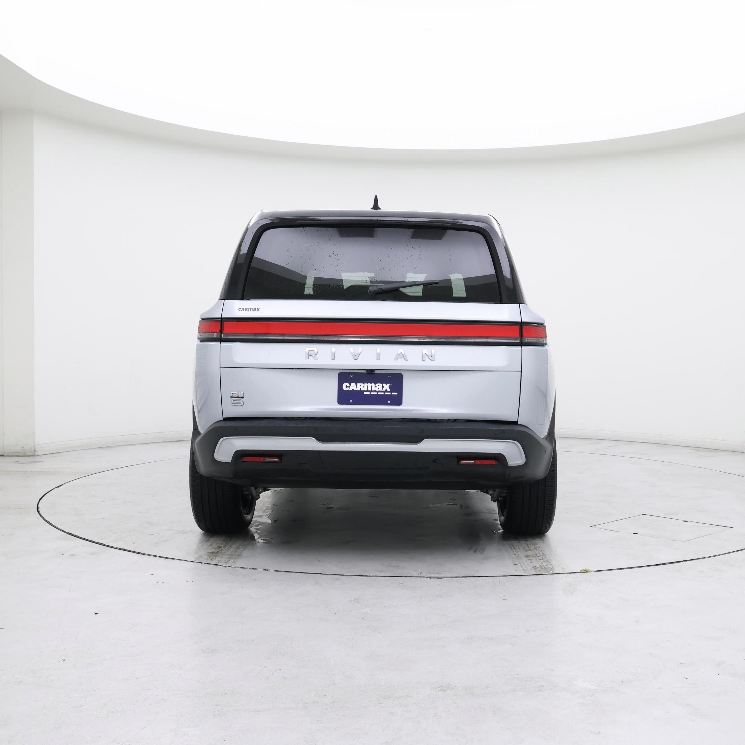 Thumbnail: 2025 Rivian R1S - 6