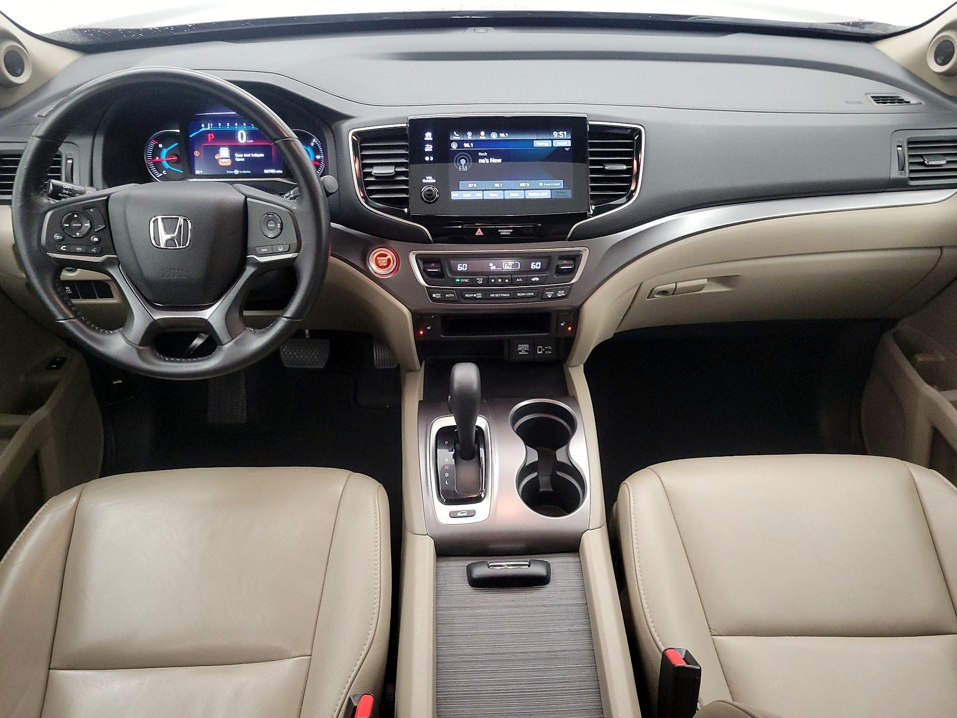 Thumbnail: 2019 Honda Pilot - 9