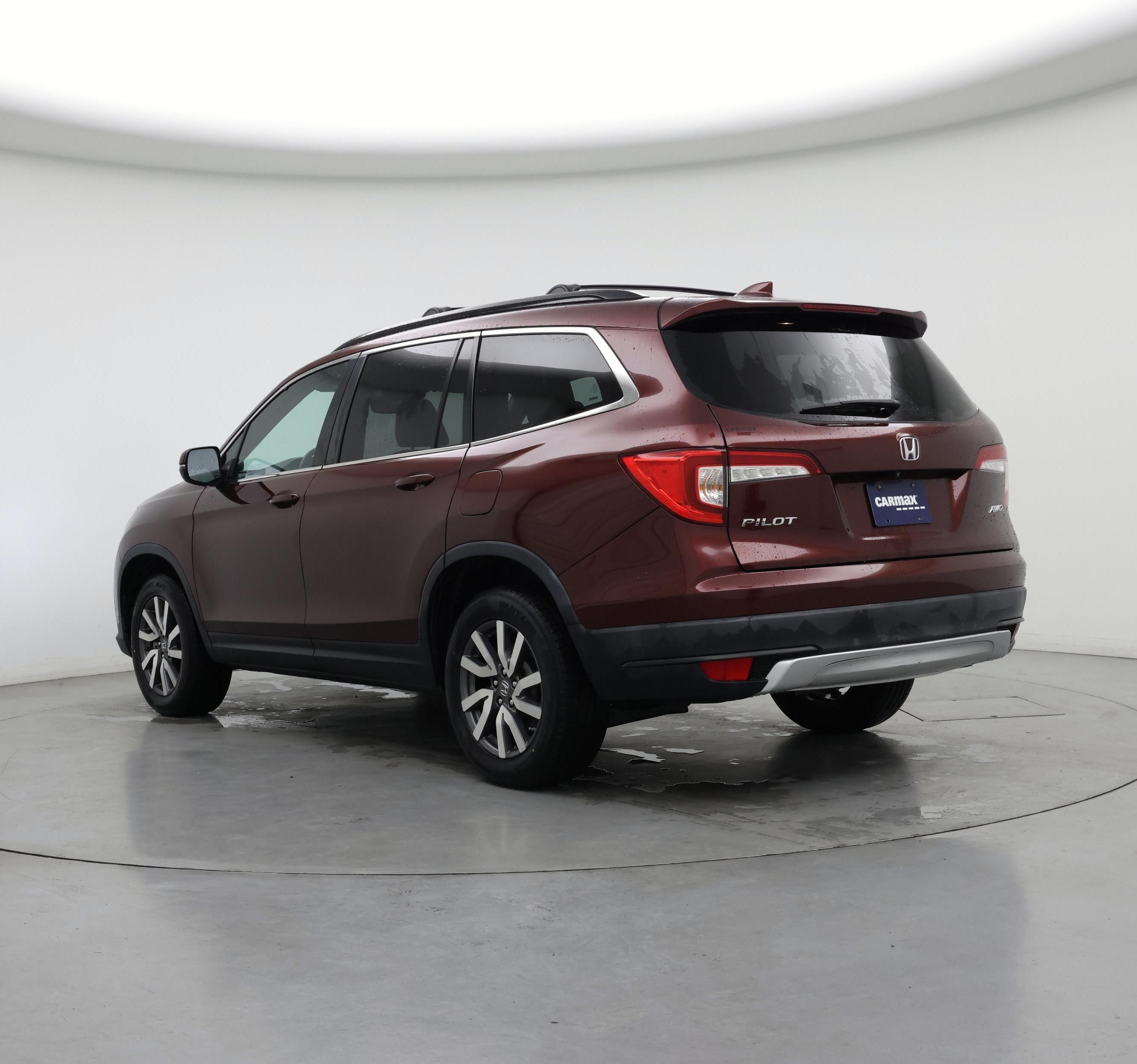 Thumbnail: 2019 Honda Pilot - 2