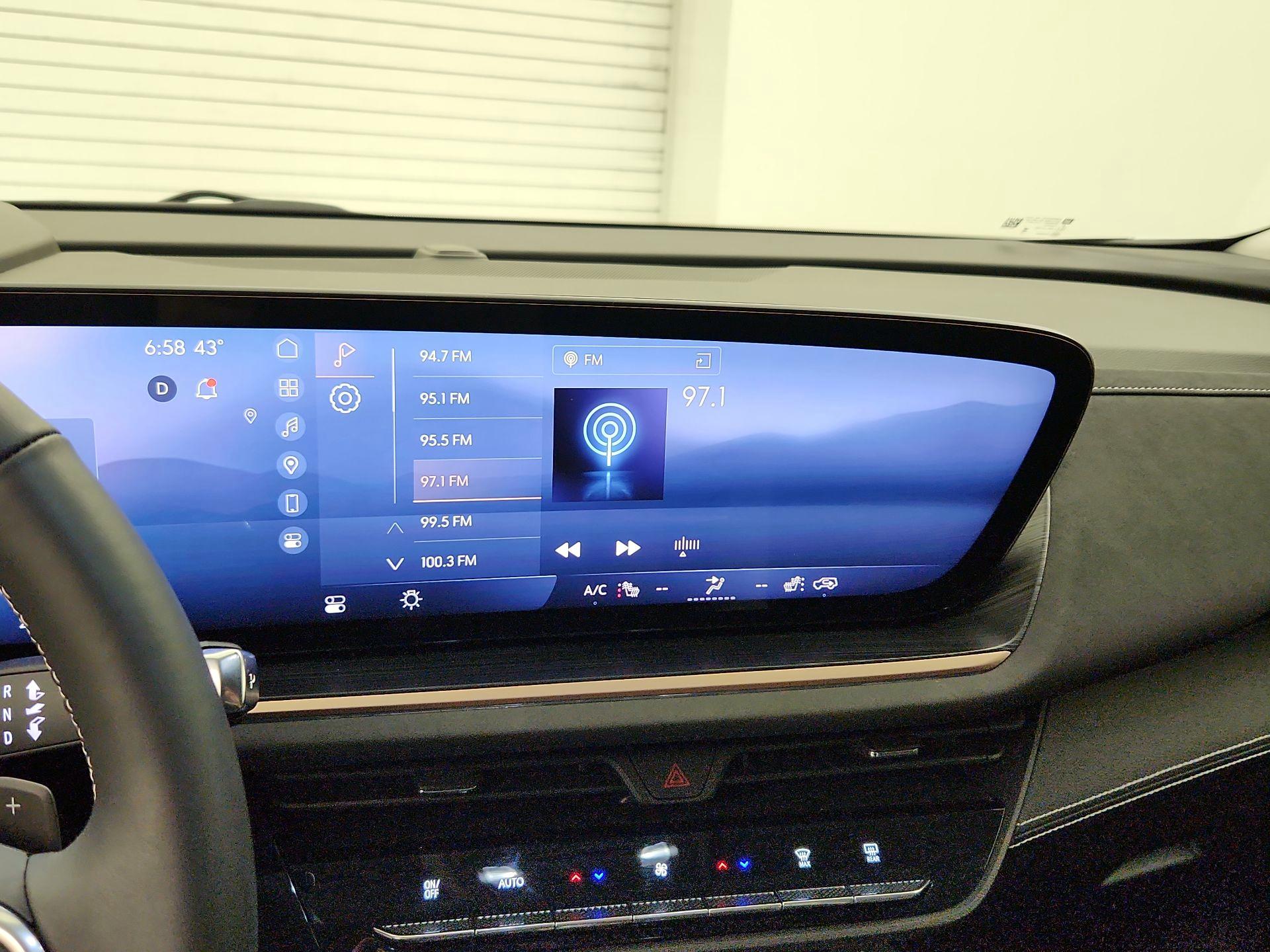 Thumbnail: 2024 Buick Envision - 15