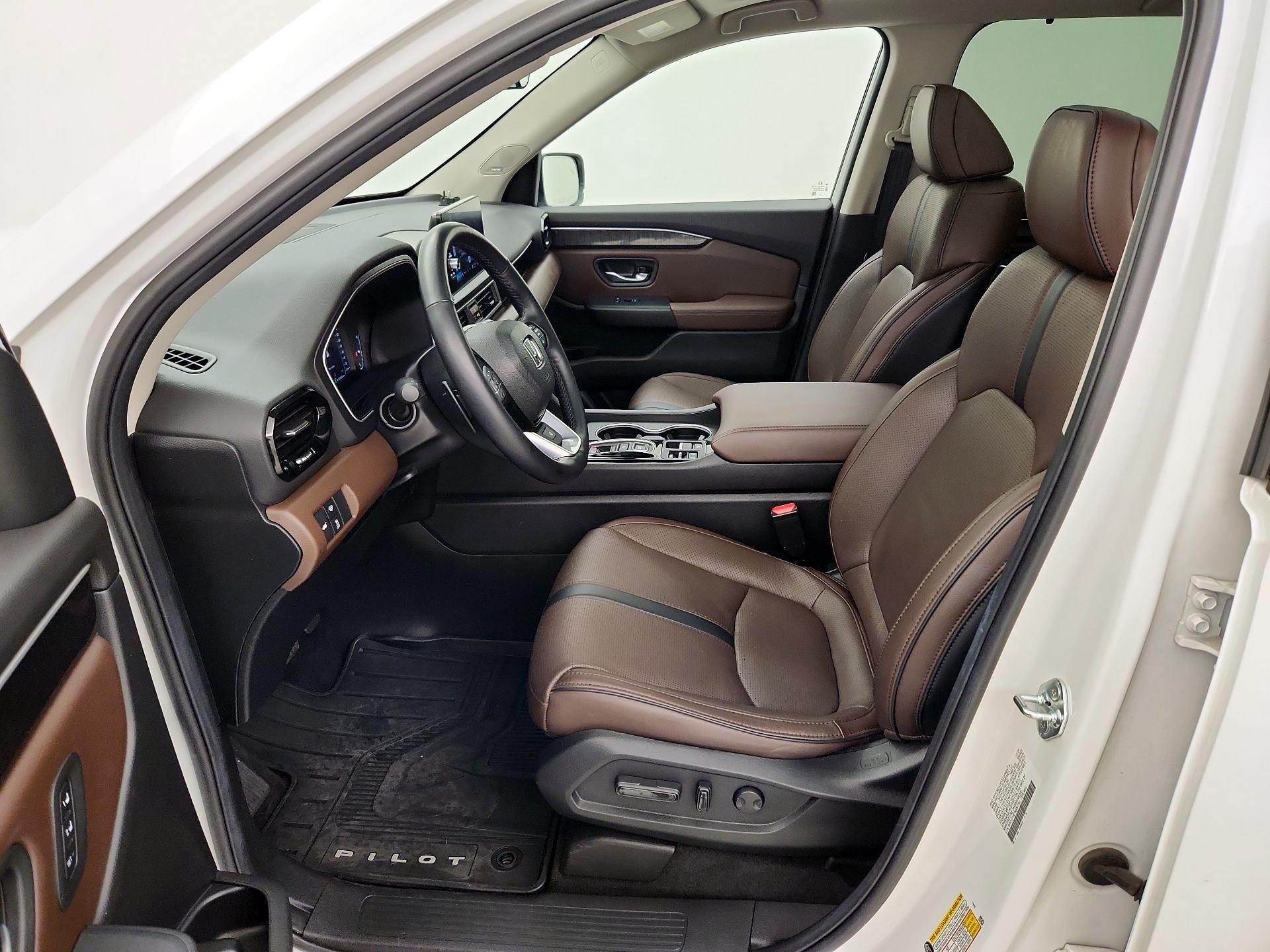 Thumbnail: 2025 Honda Pilot - 11