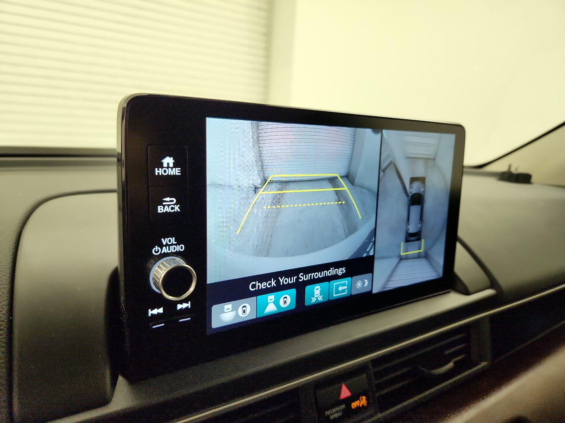 Thumbnail: 2025 Honda Pilot - 15