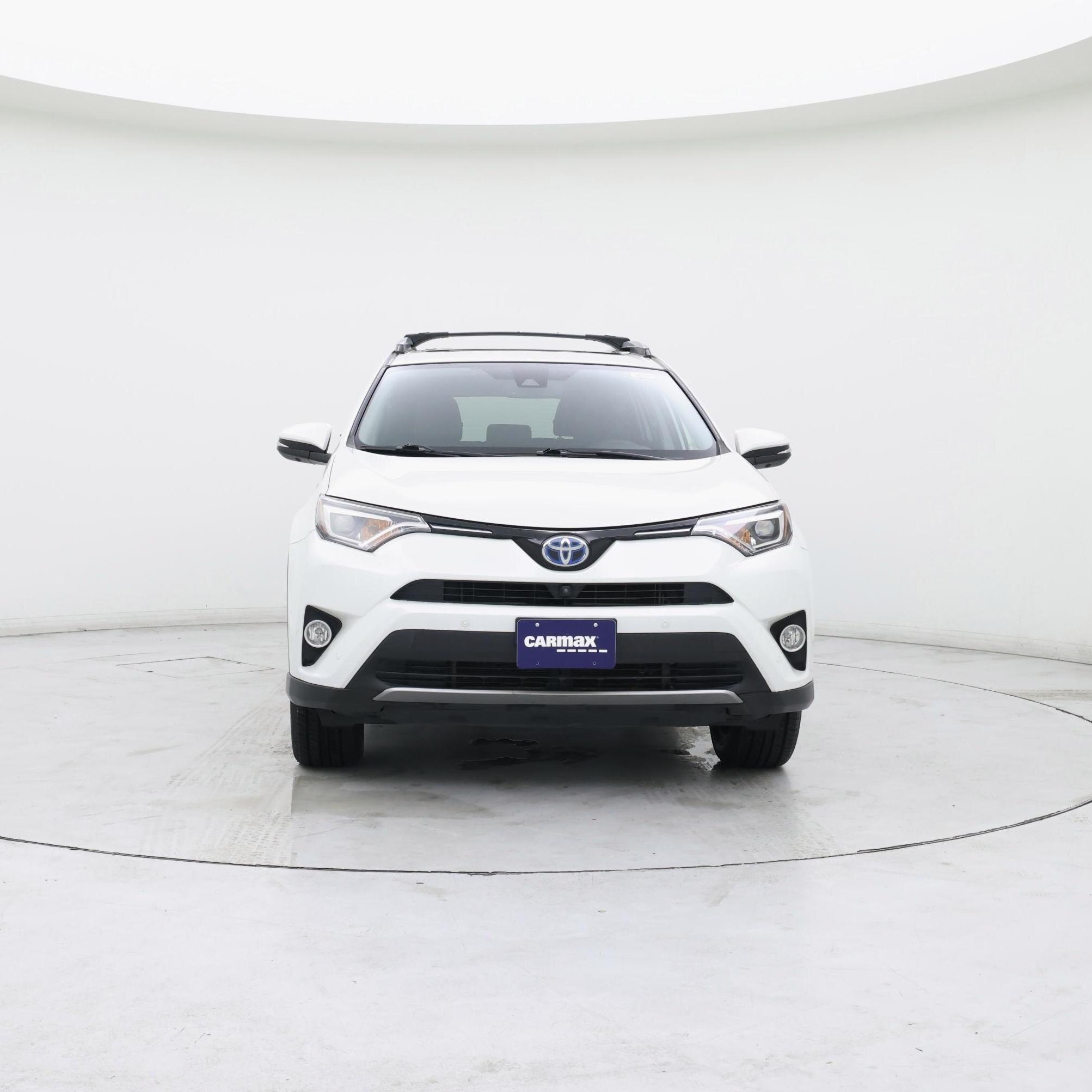 Thumbnail: 2017 Toyota RAV4 - 5