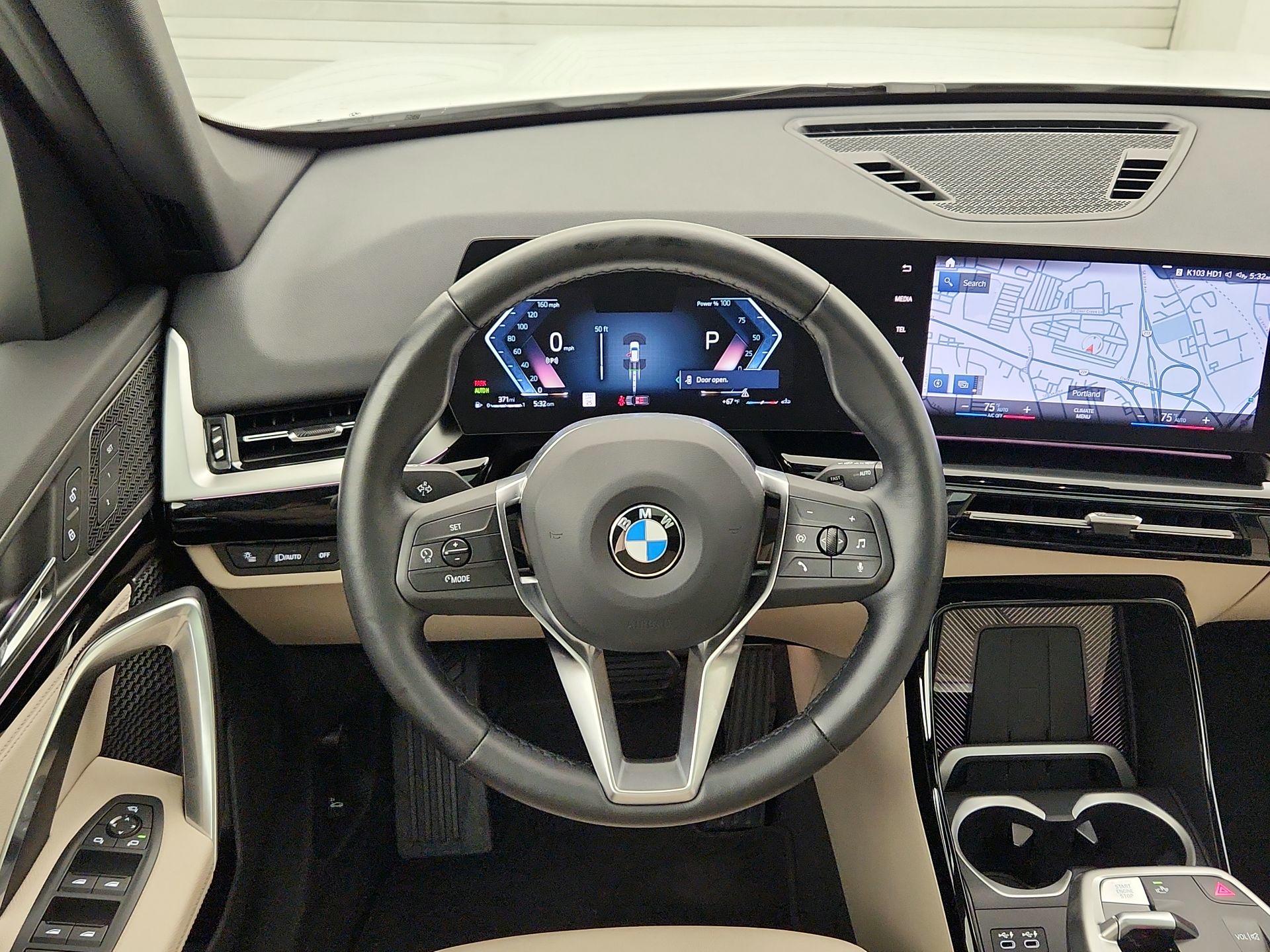 Thumbnail: 2023 BMW X1 - 10