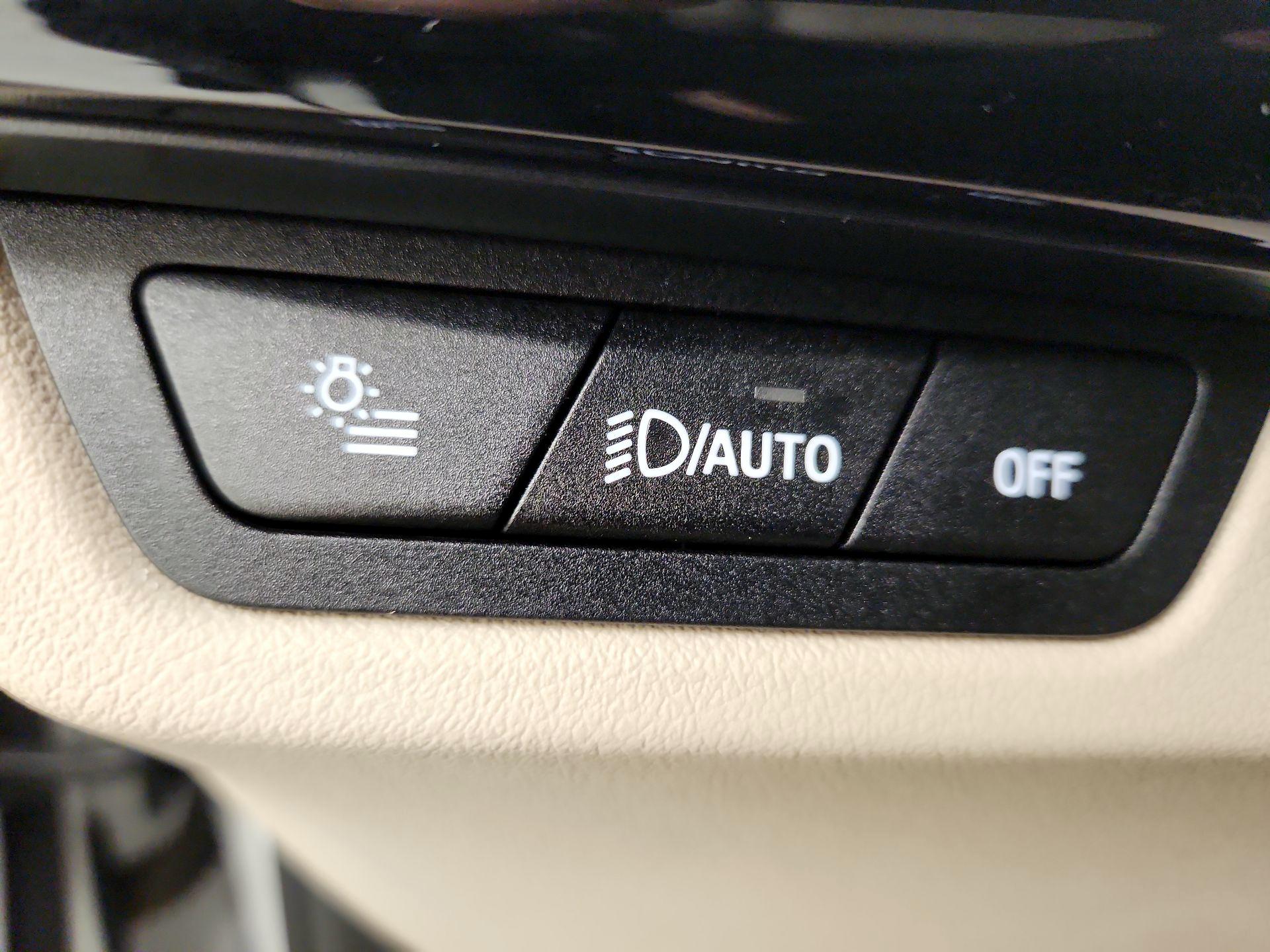 Thumbnail: 2023 BMW X1 - 13