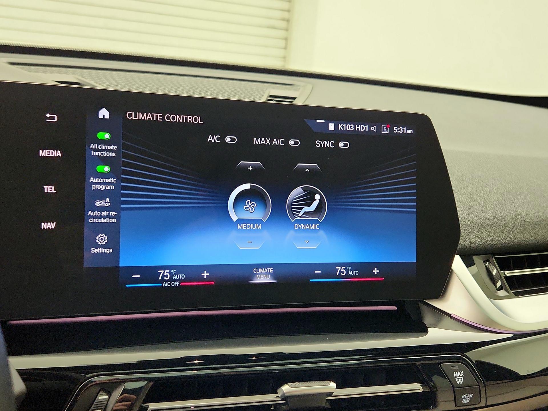 Thumbnail: 2023 BMW X1 - 17