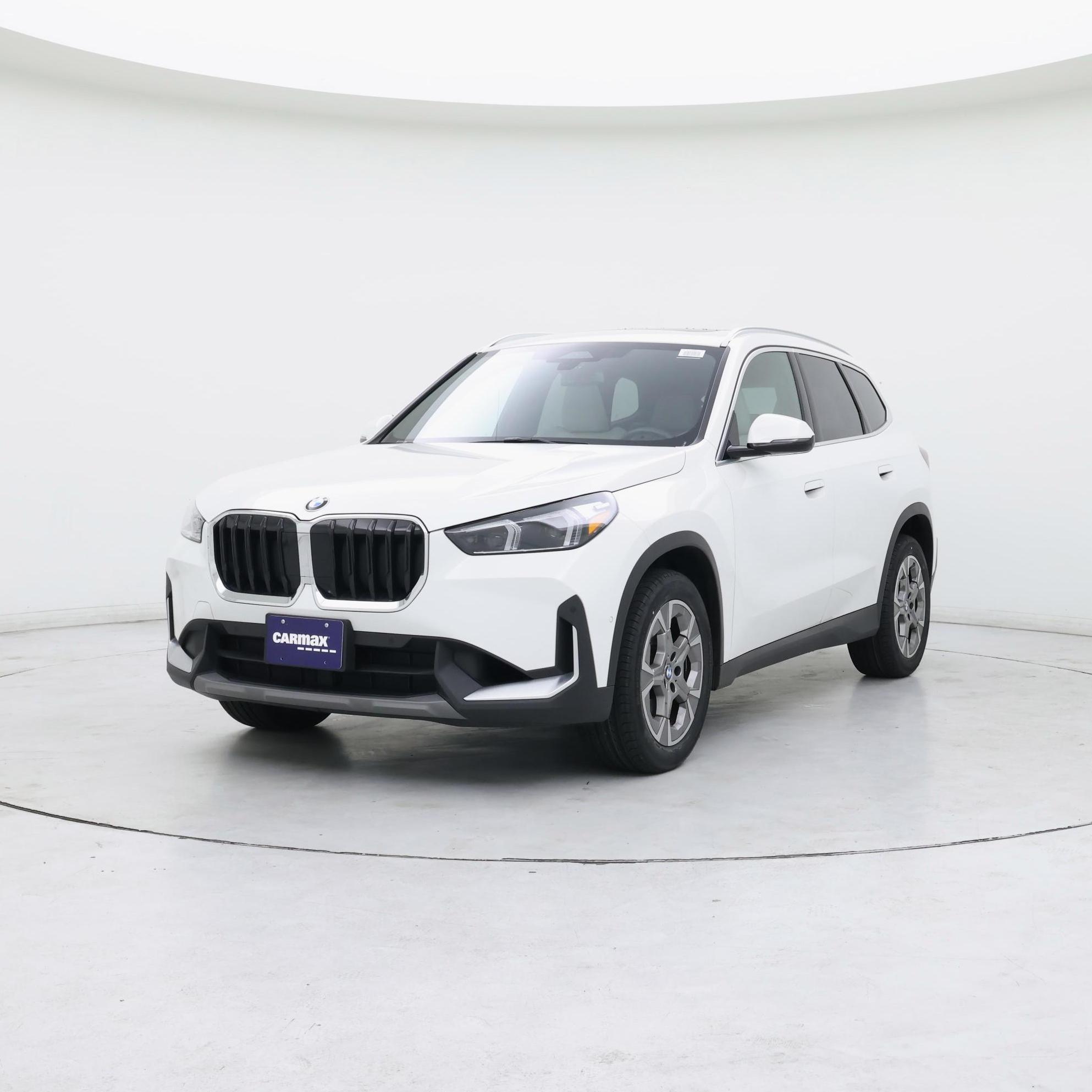 Thumbnail: 2023 BMW X1 - 4