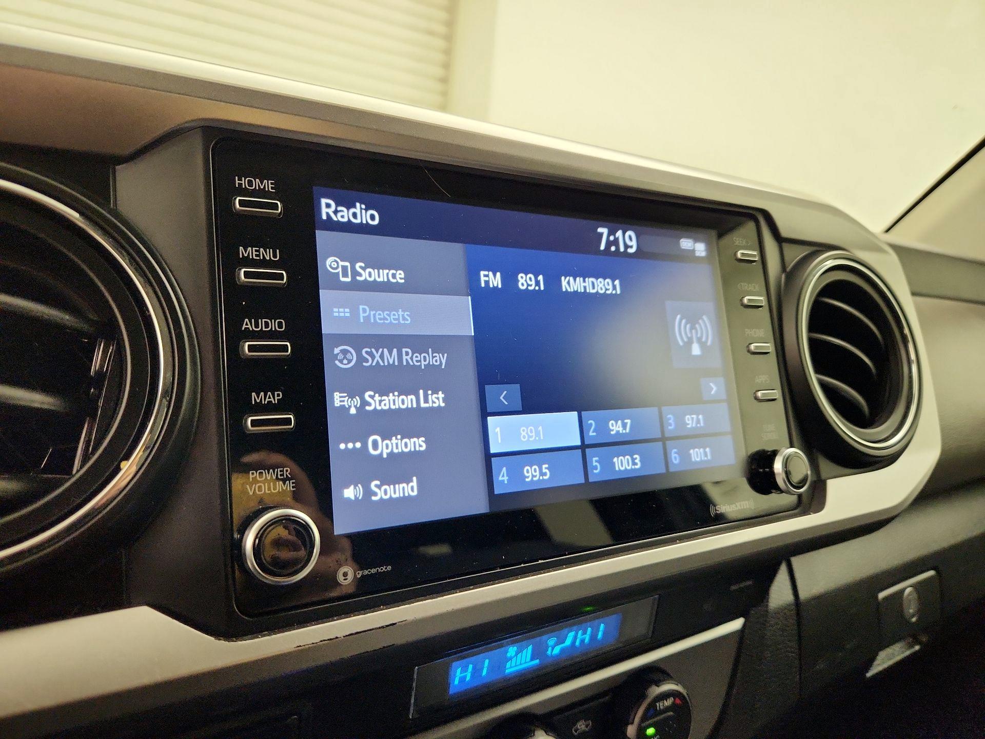 Thumbnail: 2022 Toyota Tacoma - 15