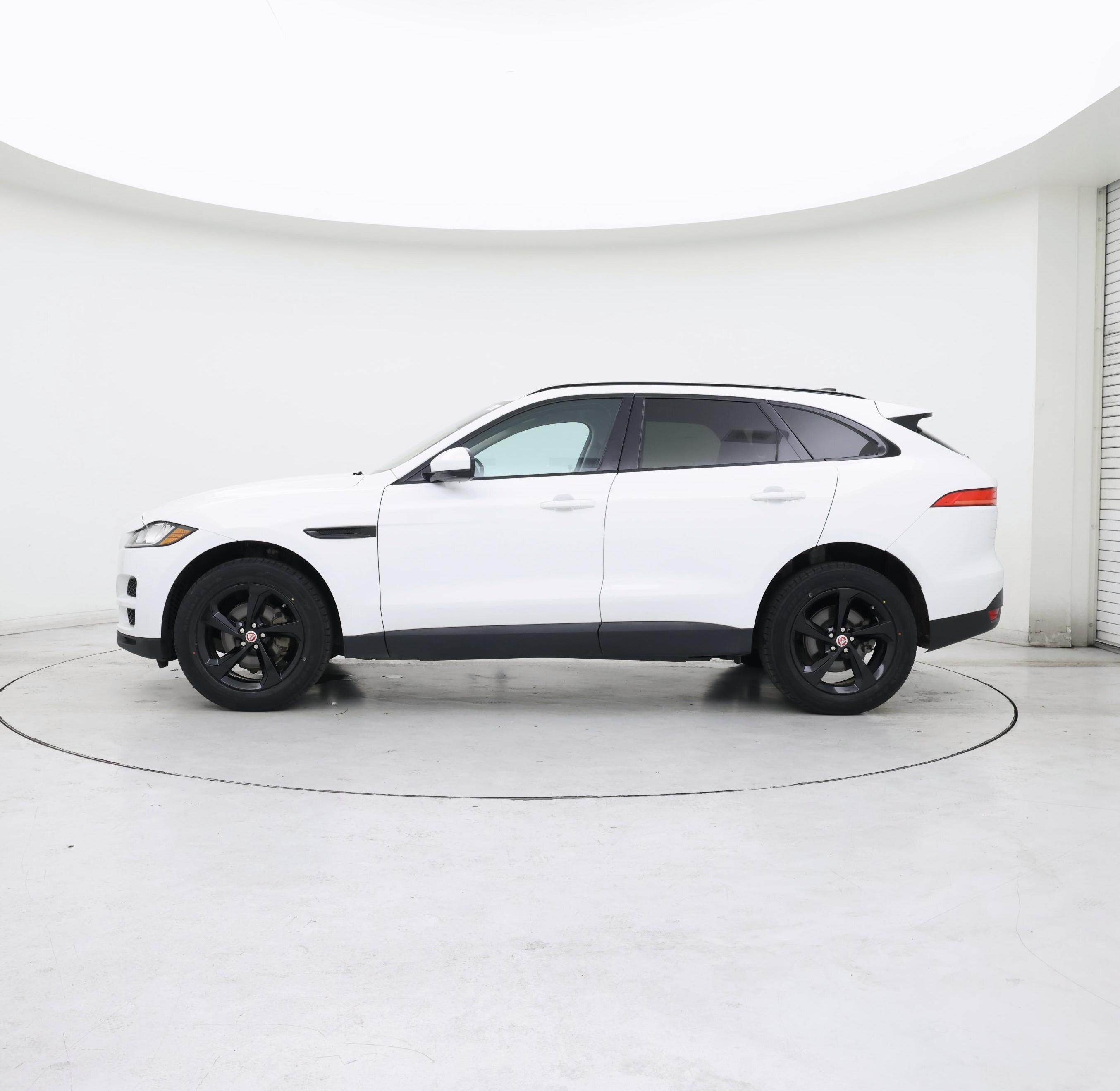Thumbnail: 2020 Jaguar F-Pace - 3