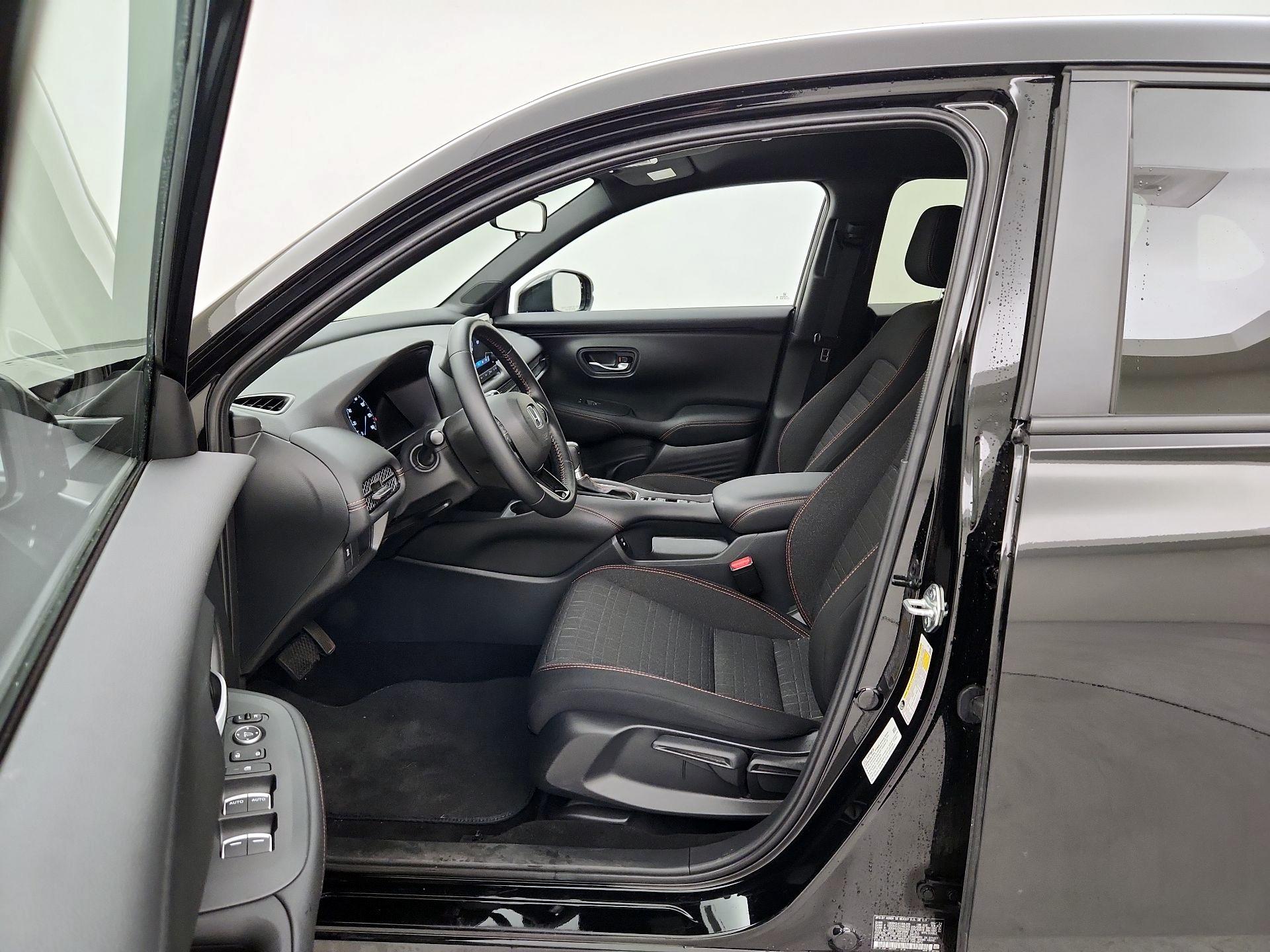 Thumbnail: 2025 Honda HR-V - 11