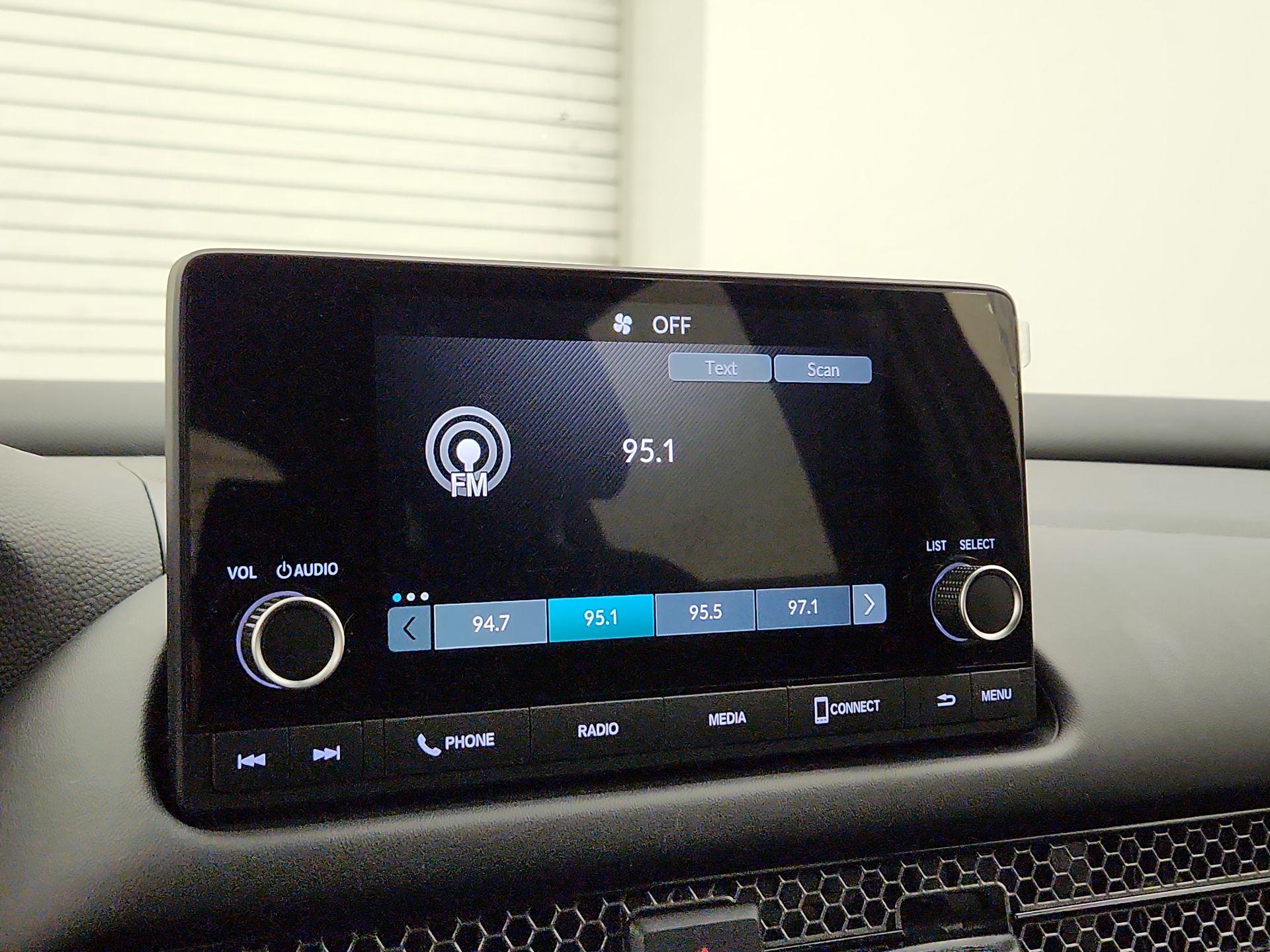 Thumbnail: 2025 Honda HR-V - 15