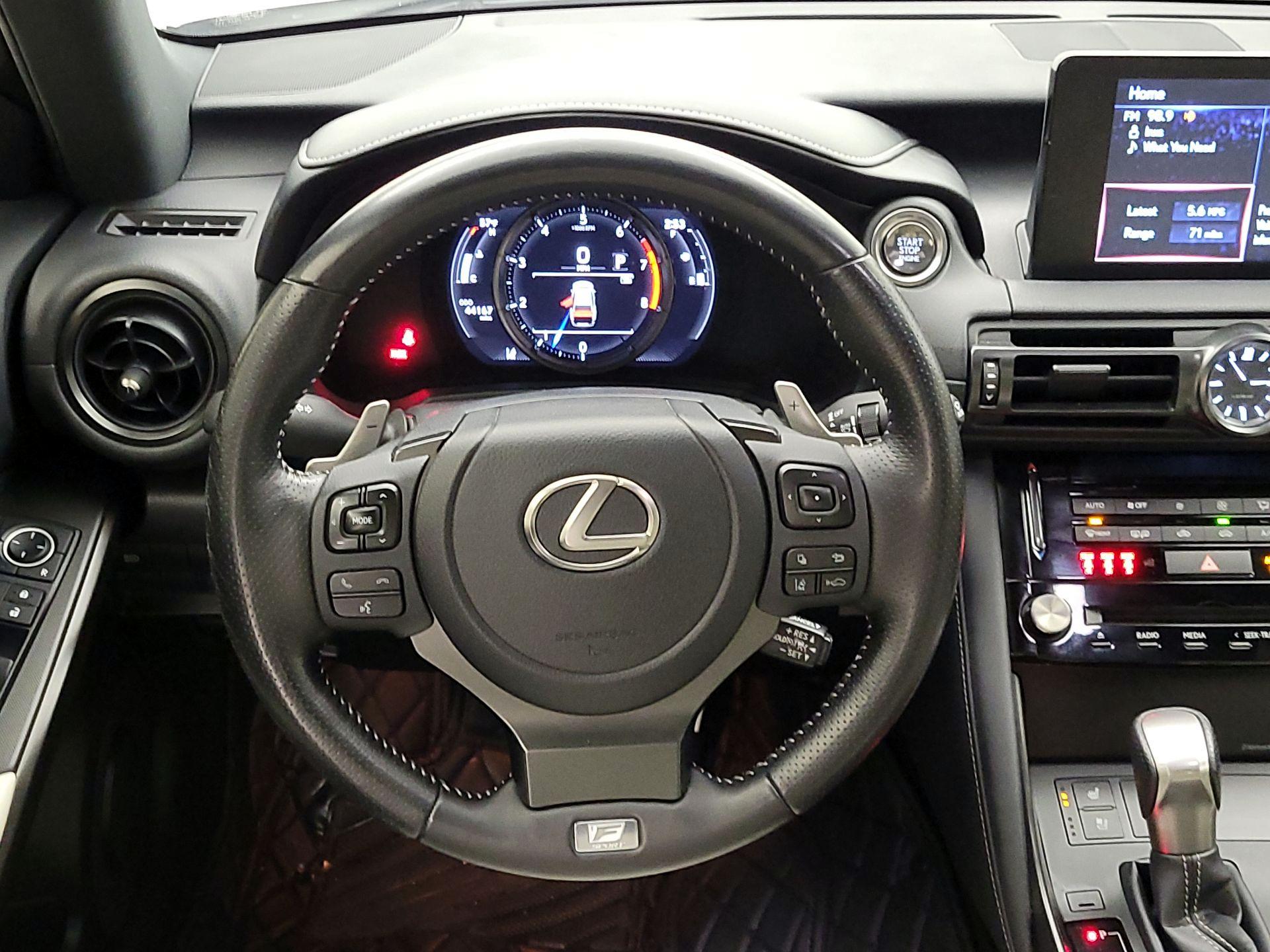 Thumbnail: 2023 Lexus IS - 10