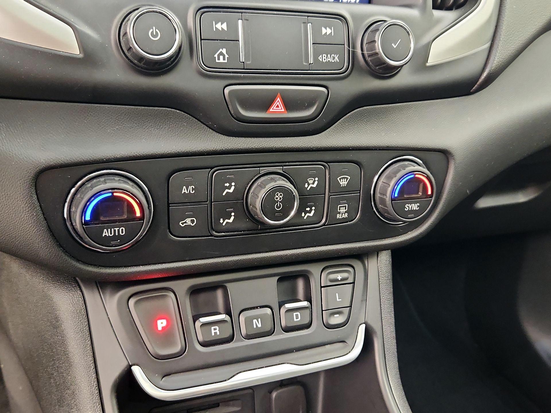 Thumbnail: 2021 GMC Terrain - 17