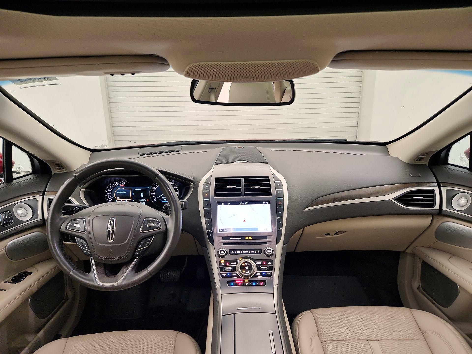 Thumbnail: 2017 Lincoln MKZ - 9