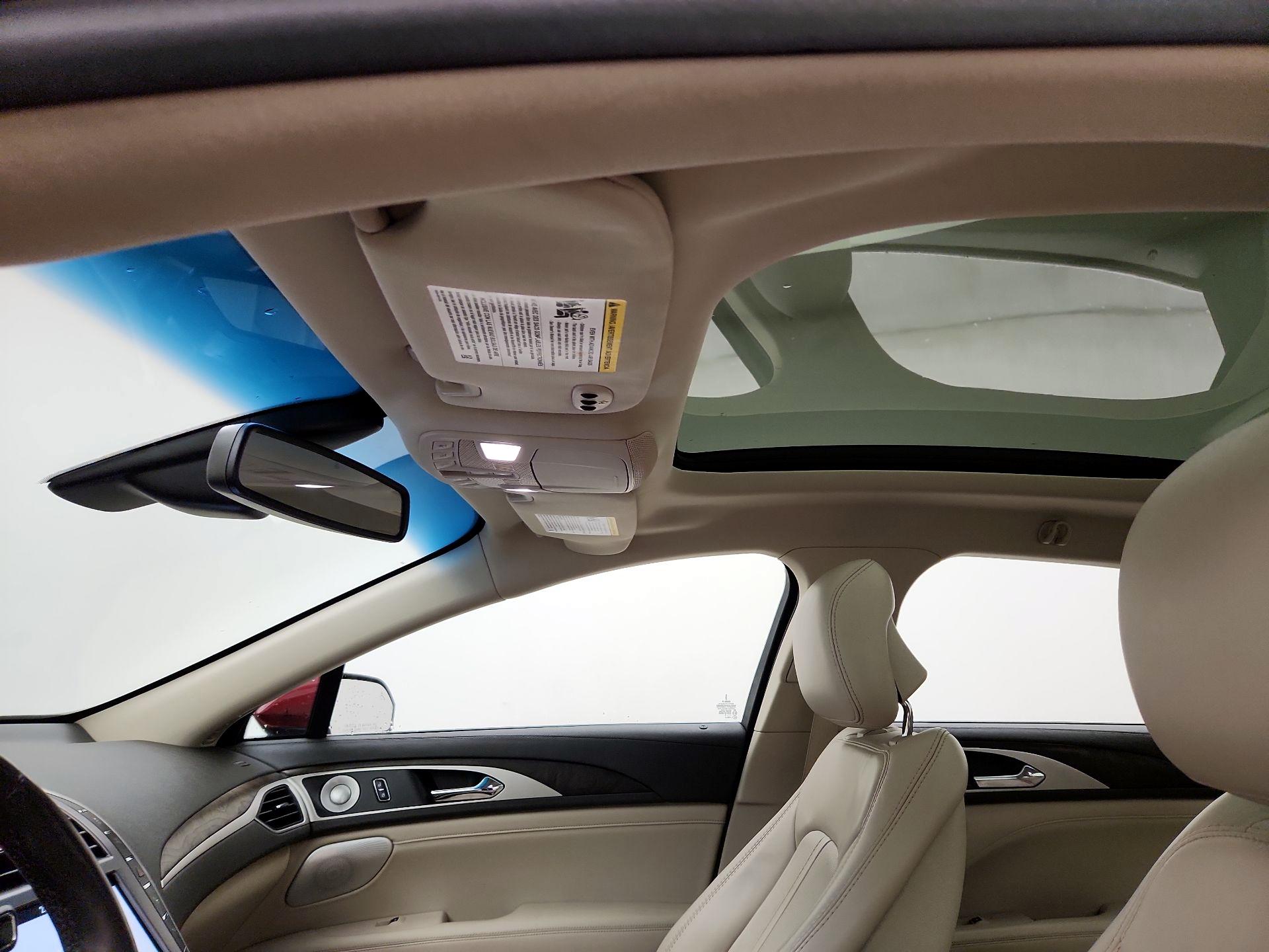 Thumbnail: 2017 Lincoln MKZ - 20