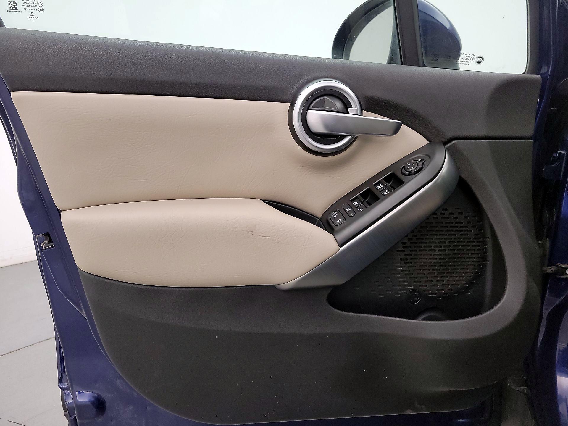 Thumbnail: 2017 Fiat 500X - 12