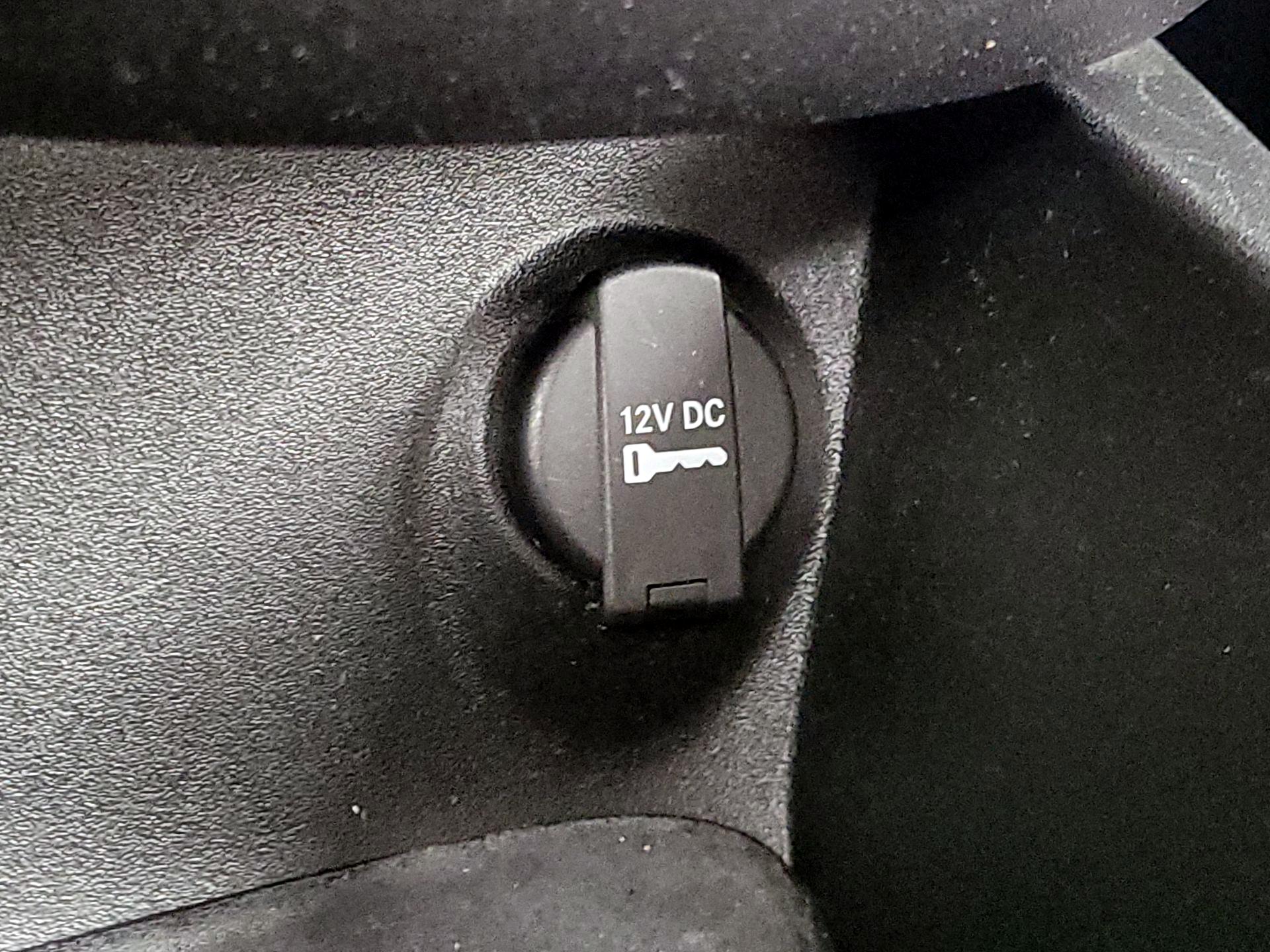 Thumbnail: 2017 Fiat 500X - 19