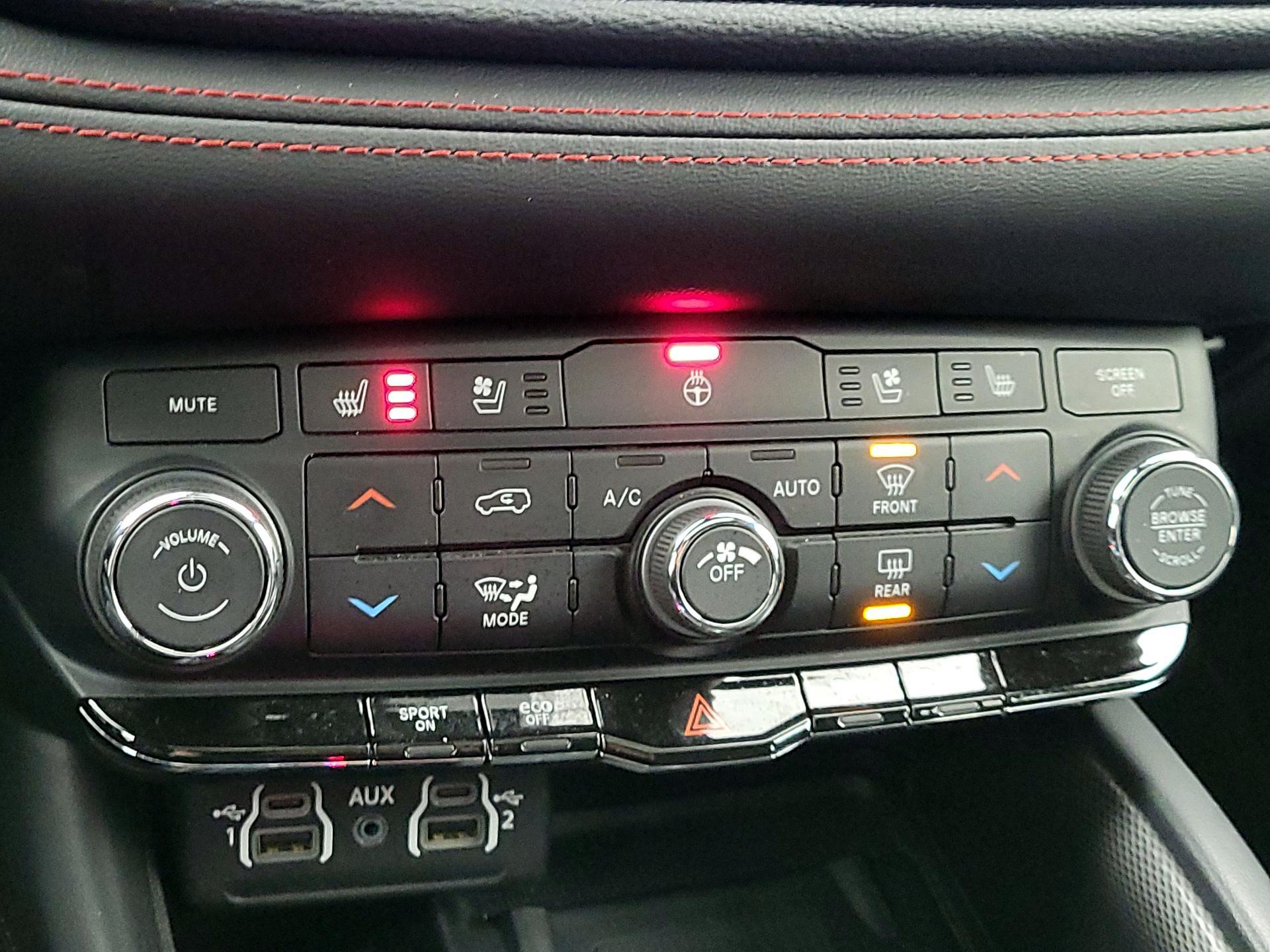 Thumbnail: 2024 Dodge Durango - 17