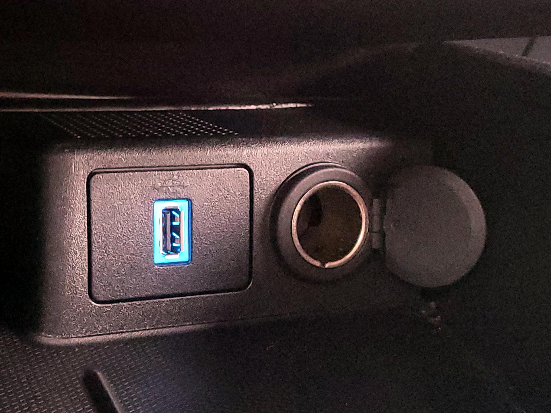 Thumbnail: 2020 Ford Escape - 18