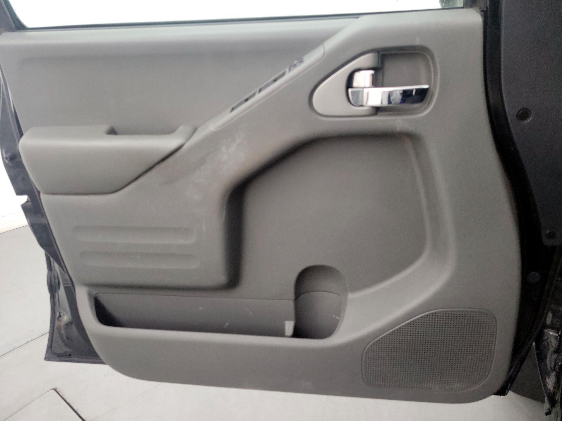 Thumbnail: 2019 Nissan Frontier - 12