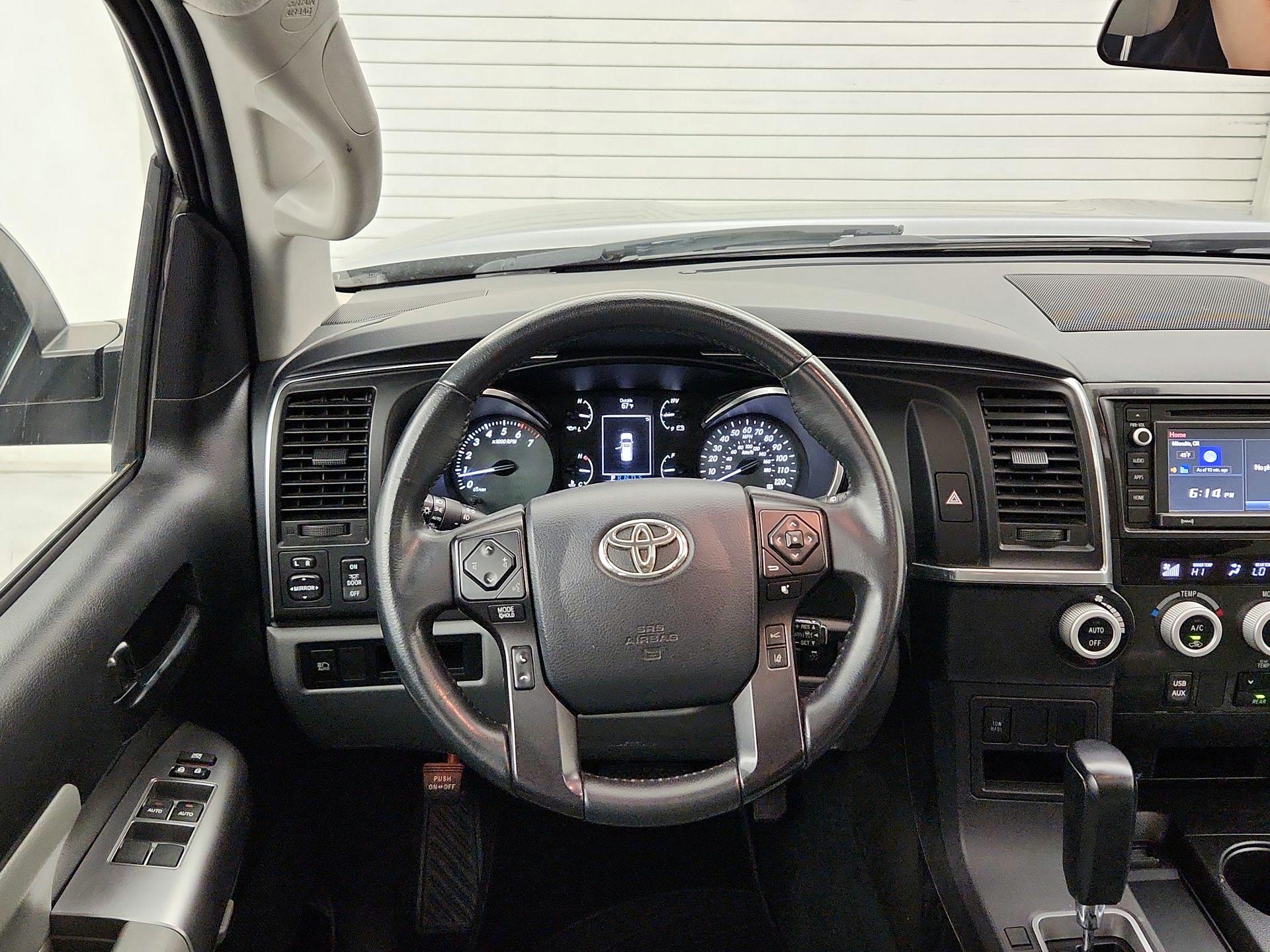 Thumbnail: 2018 Toyota Sequoia - 10