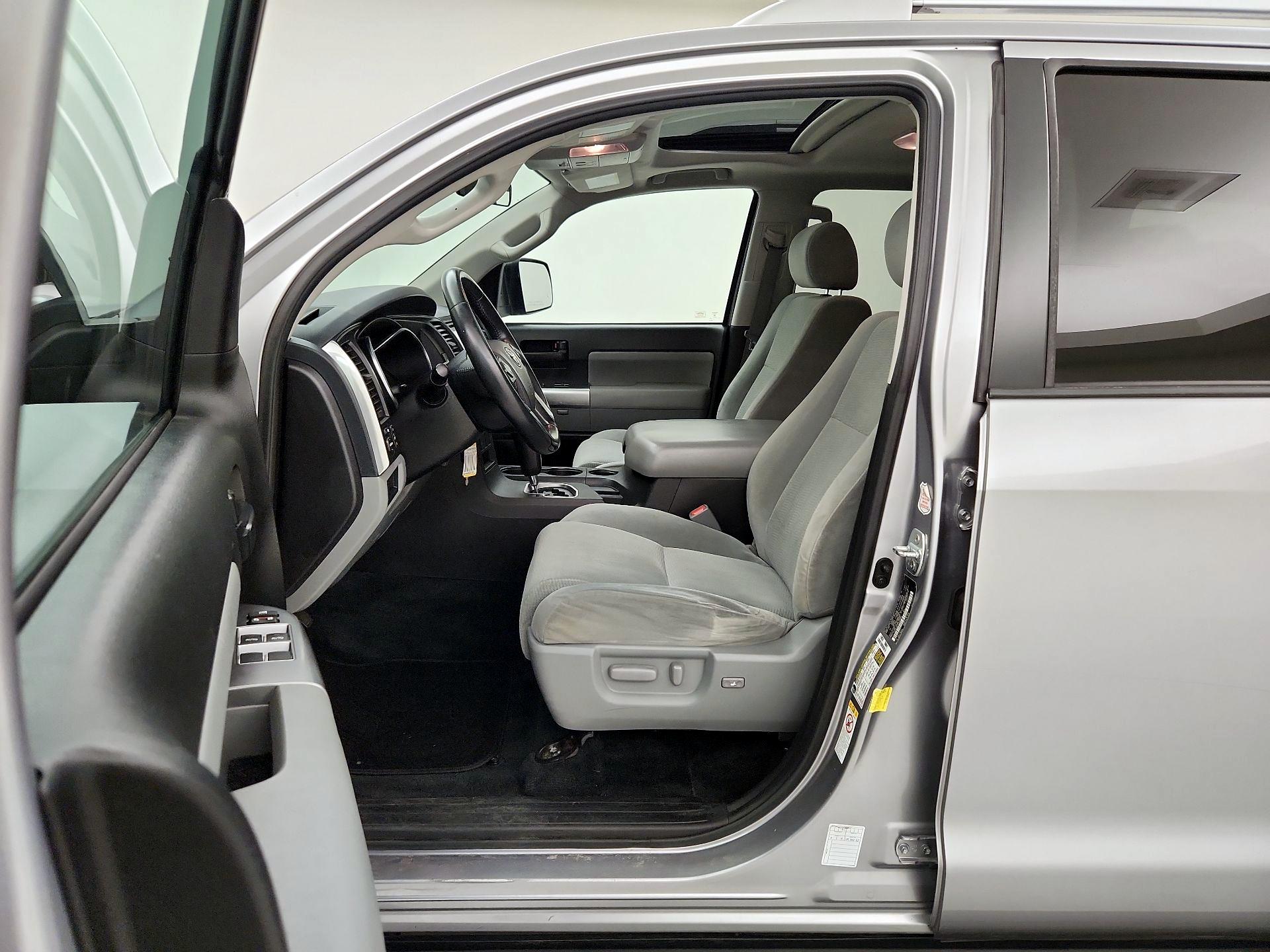 Thumbnail: 2018 Toyota Sequoia - 11