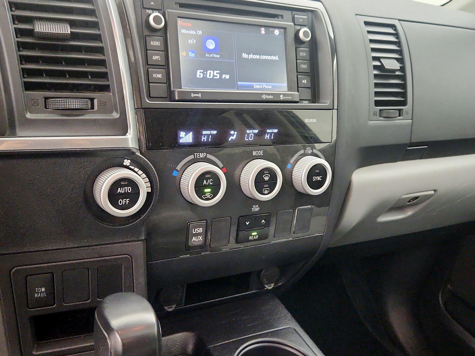 Thumbnail: 2018 Toyota Sequoia - 16