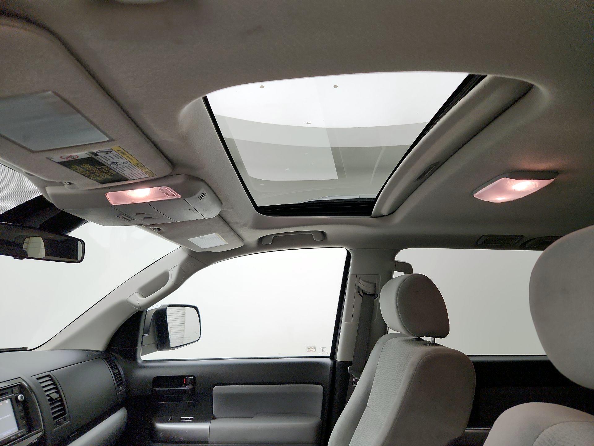 Thumbnail: 2018 Toyota Sequoia - 19