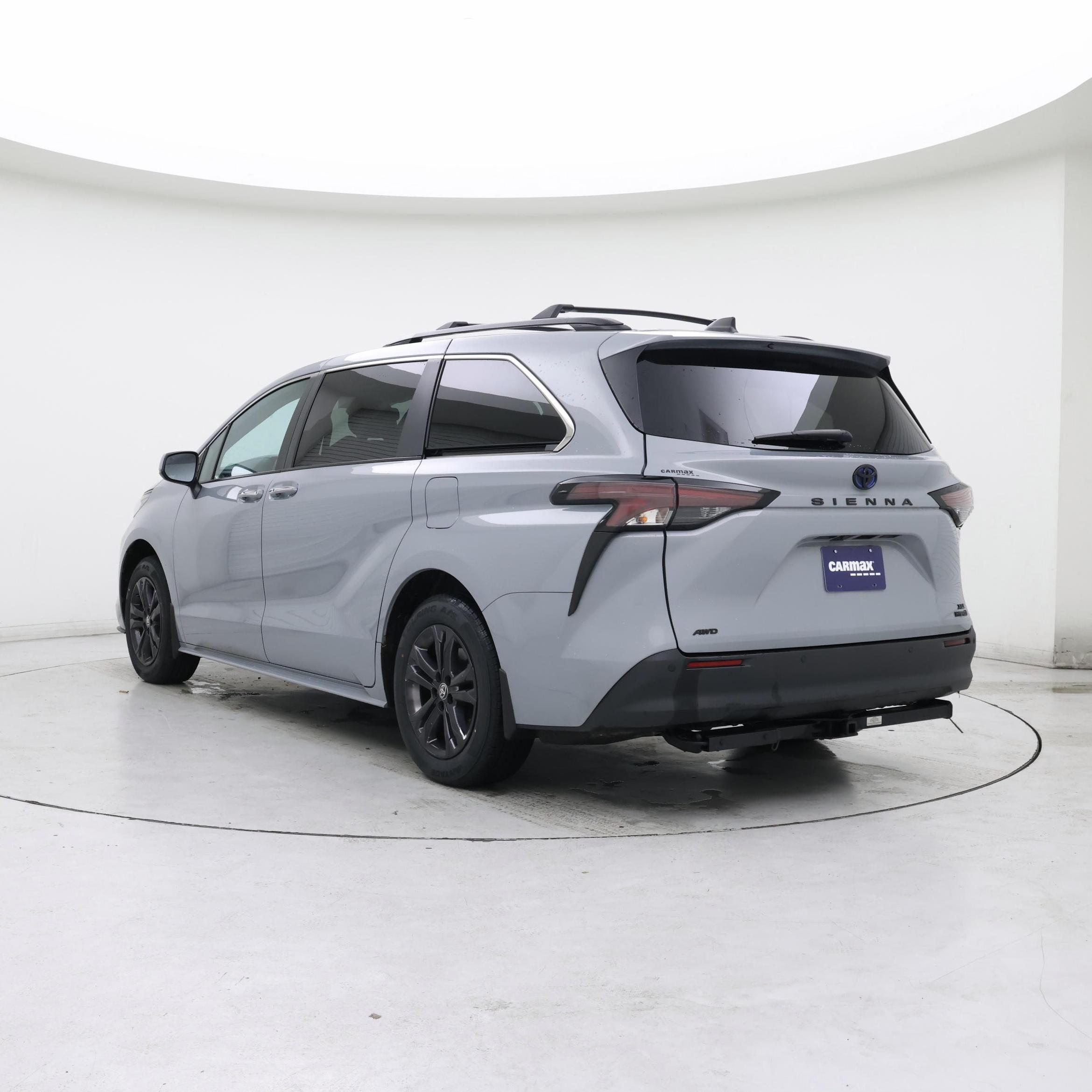 Thumbnail: 2024 Toyota Sienna - 2