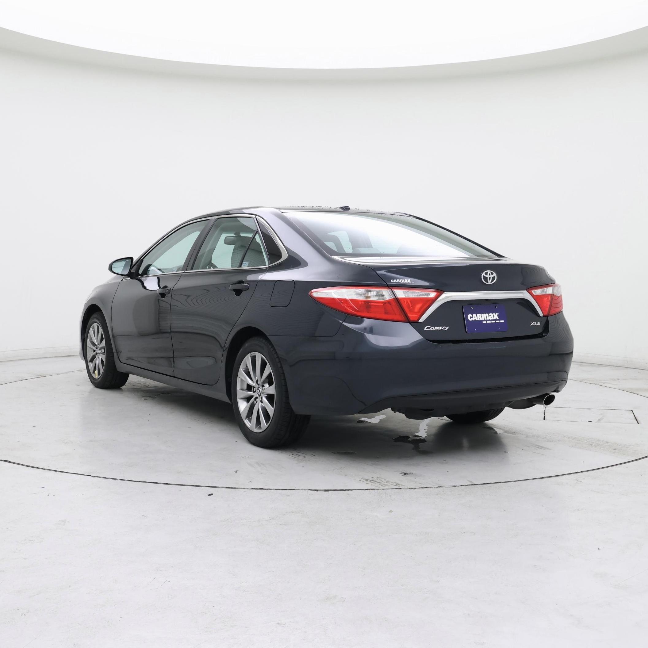 Thumbnail: 2015 Toyota Camry - 2