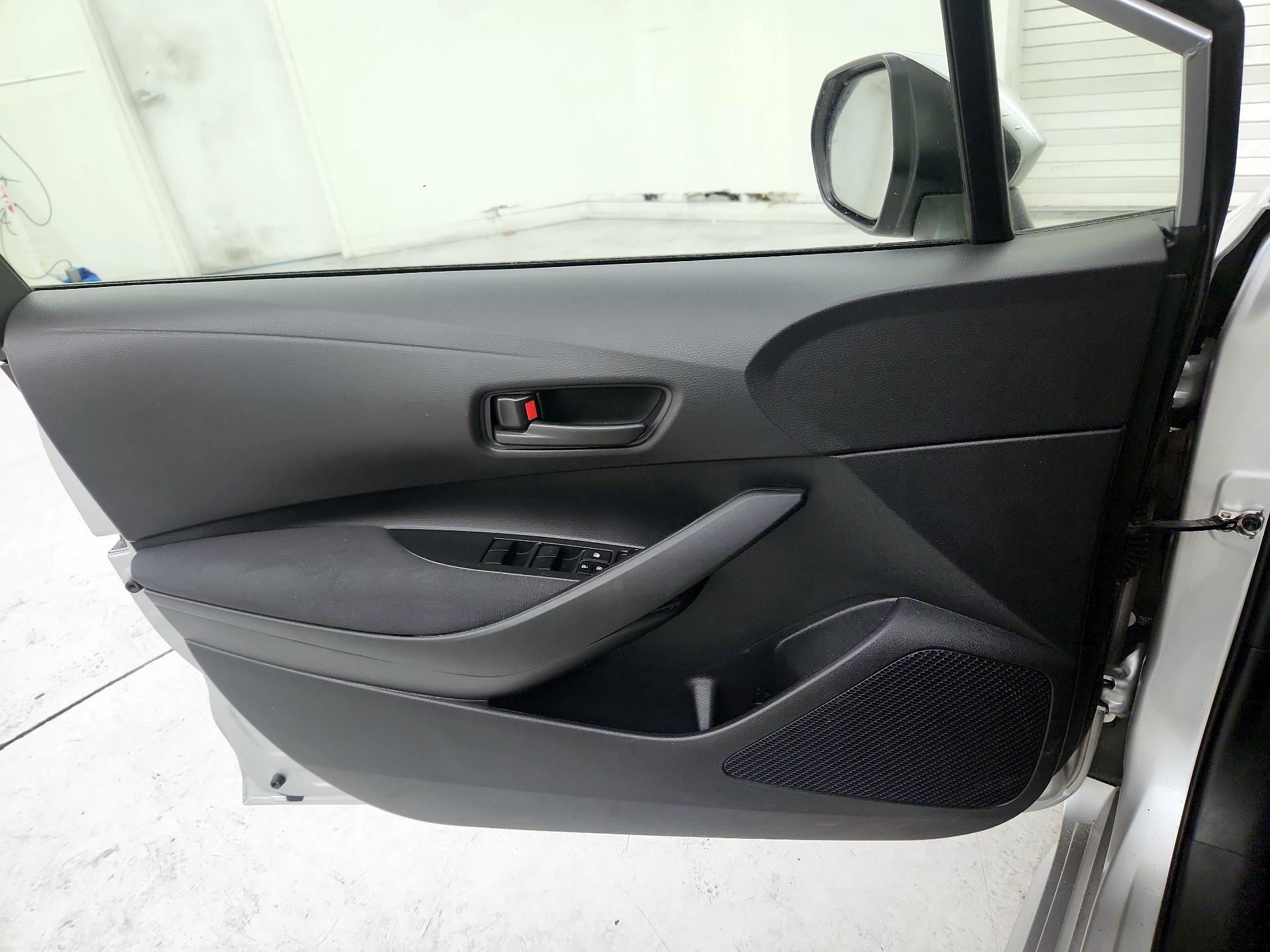 Thumbnail: 2022 Toyota Corolla - 12