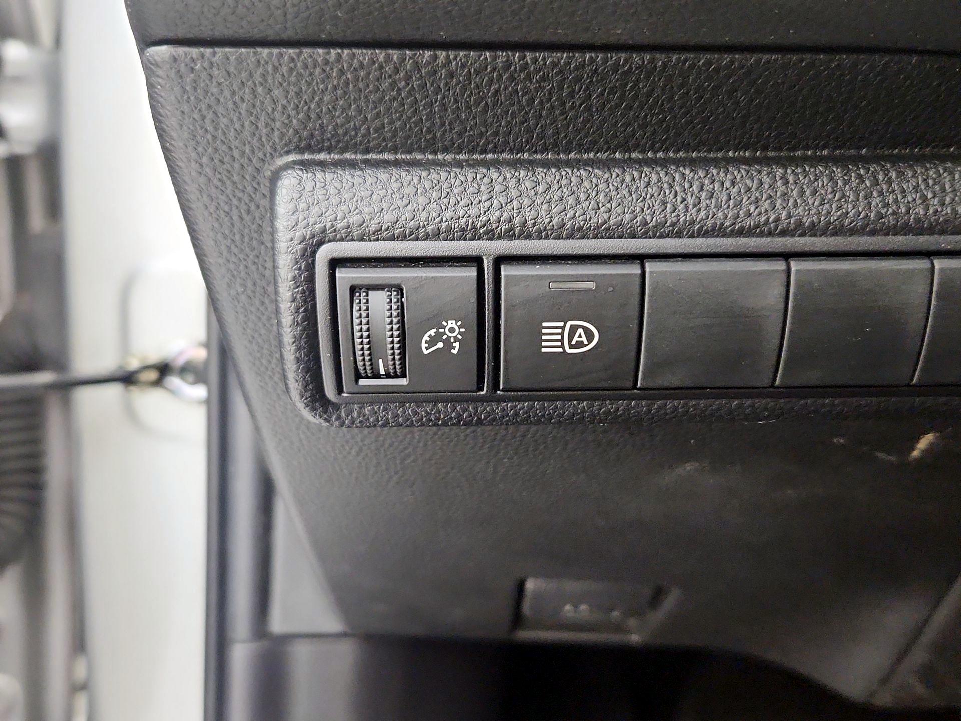 Thumbnail: 2022 Toyota Corolla - 13