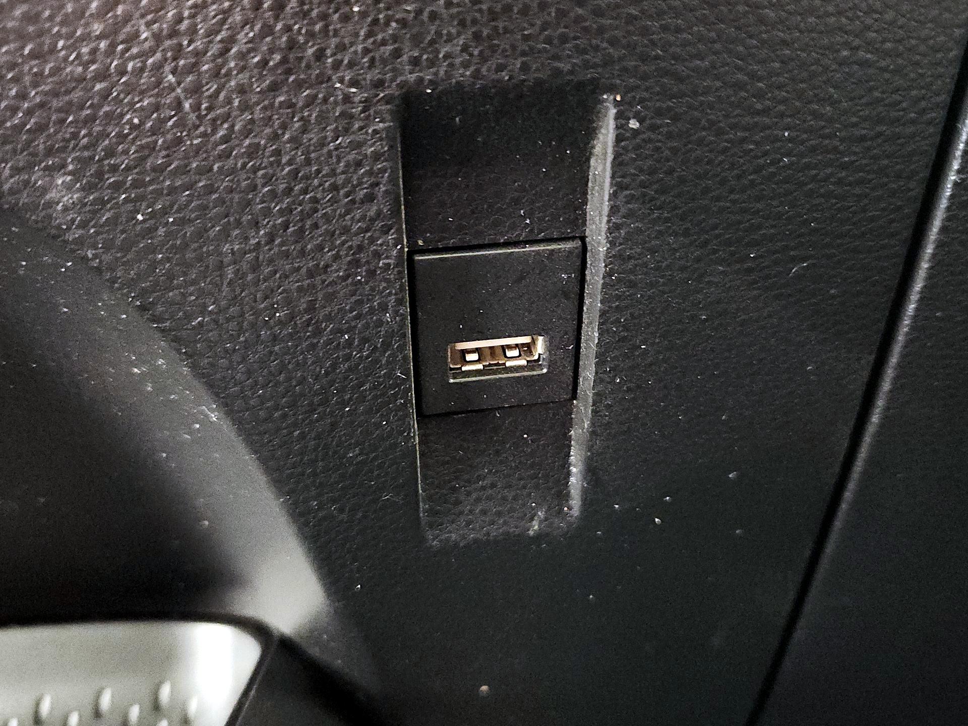 Thumbnail: 2022 Toyota Corolla - 18