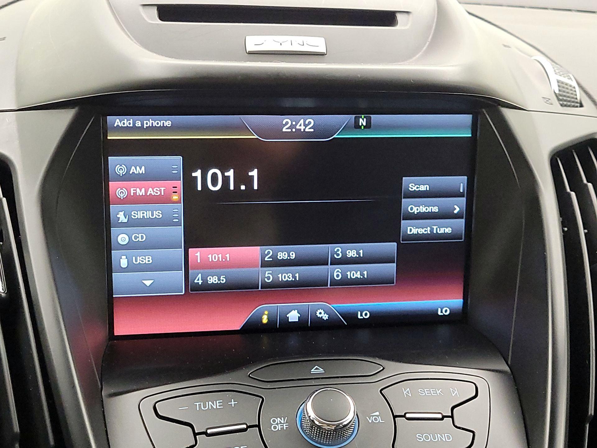 Thumbnail: 2015 Ford Escape - 16