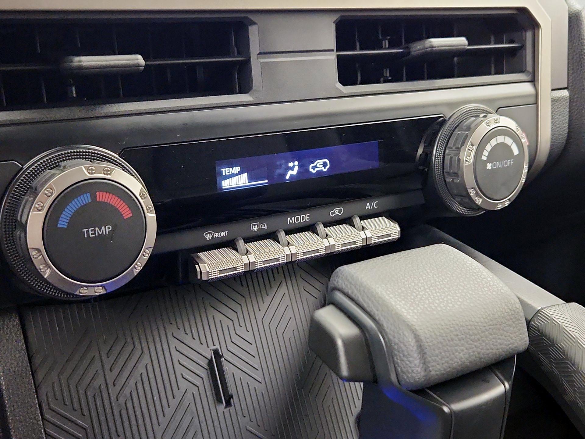 Thumbnail: 2025 Toyota 4Runner - 16