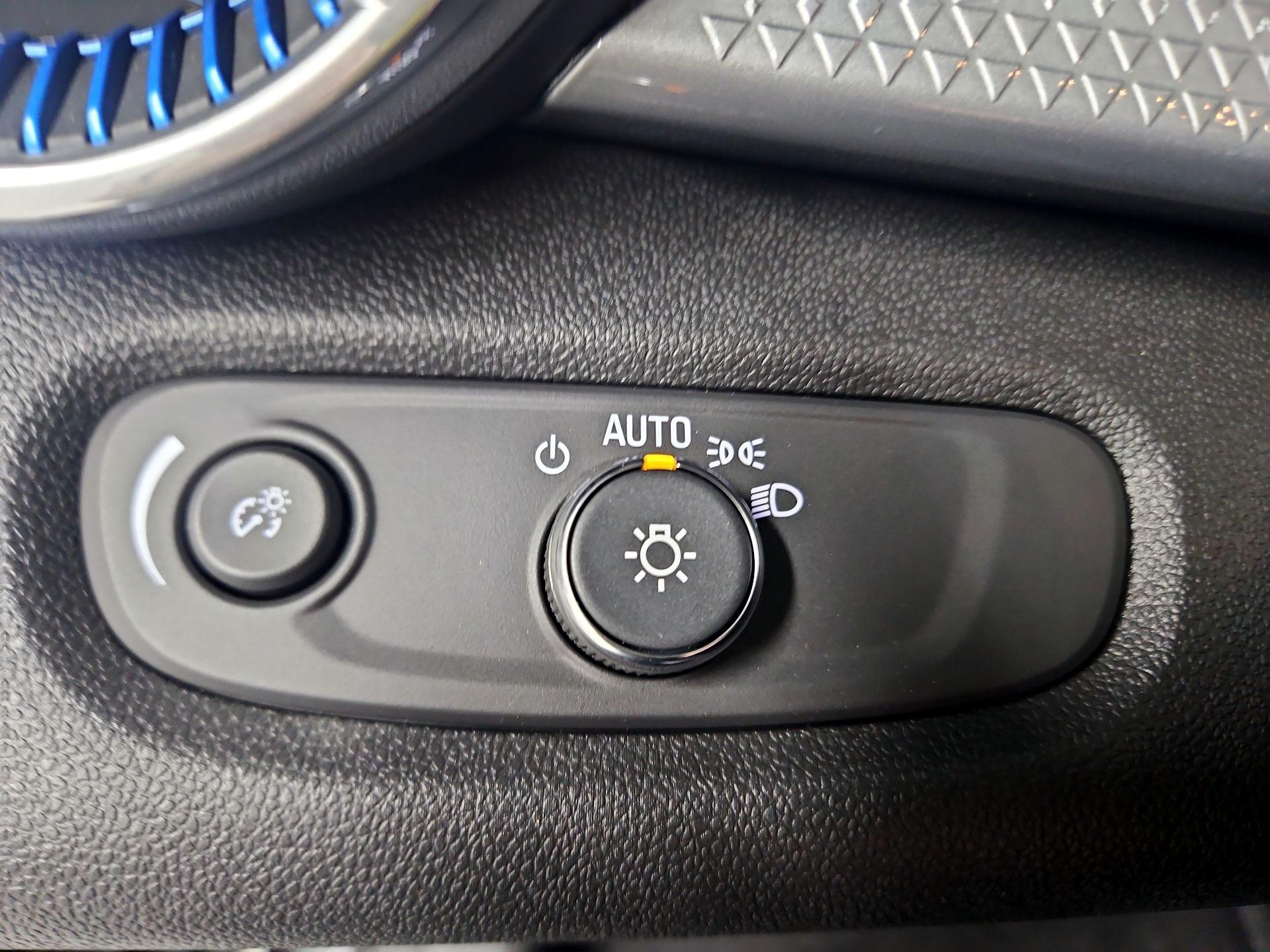 Thumbnail: 2026 Chevrolet Trax - 13