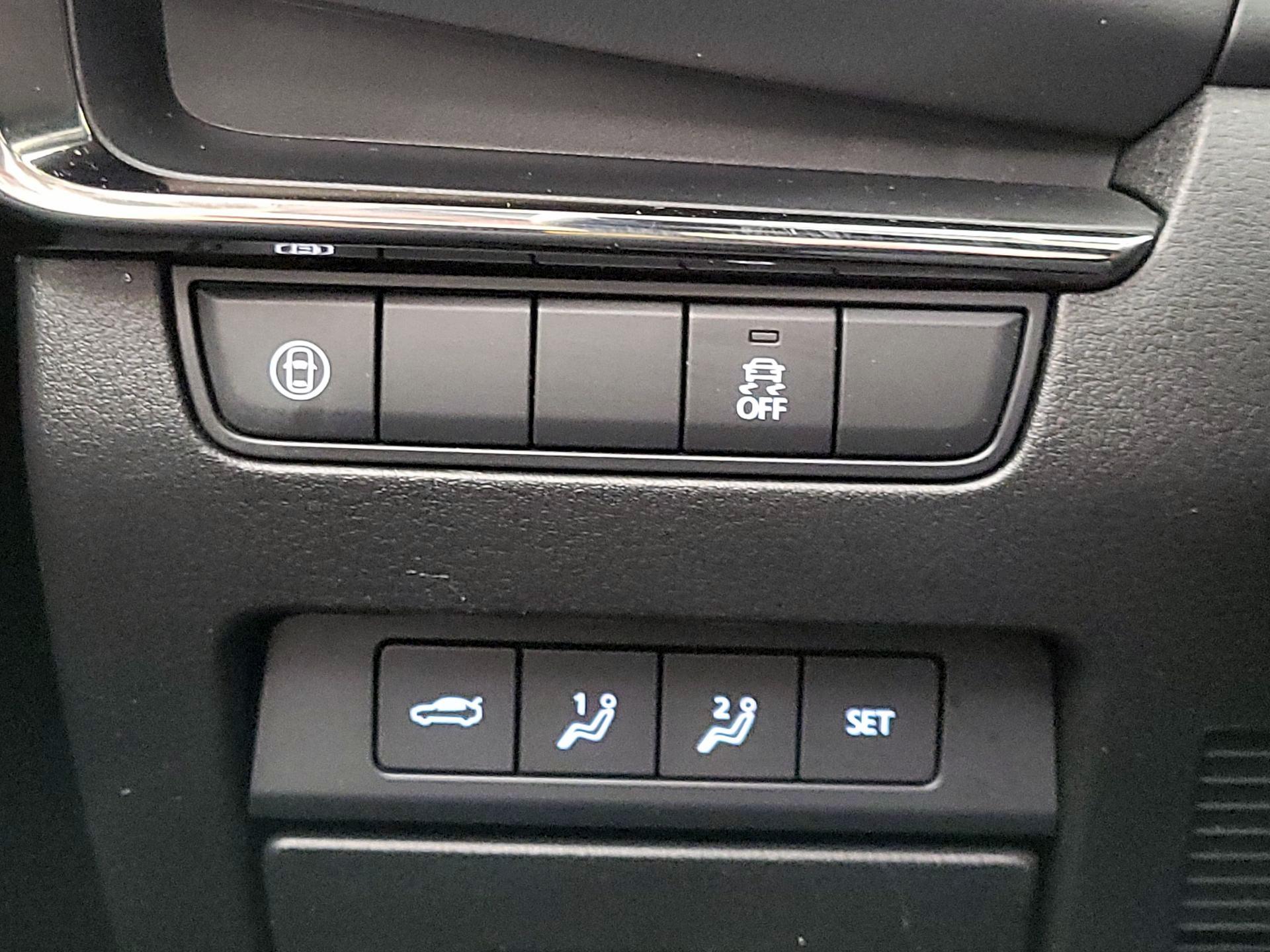 Thumbnail: 2020 Mazda Mazda3 - 13