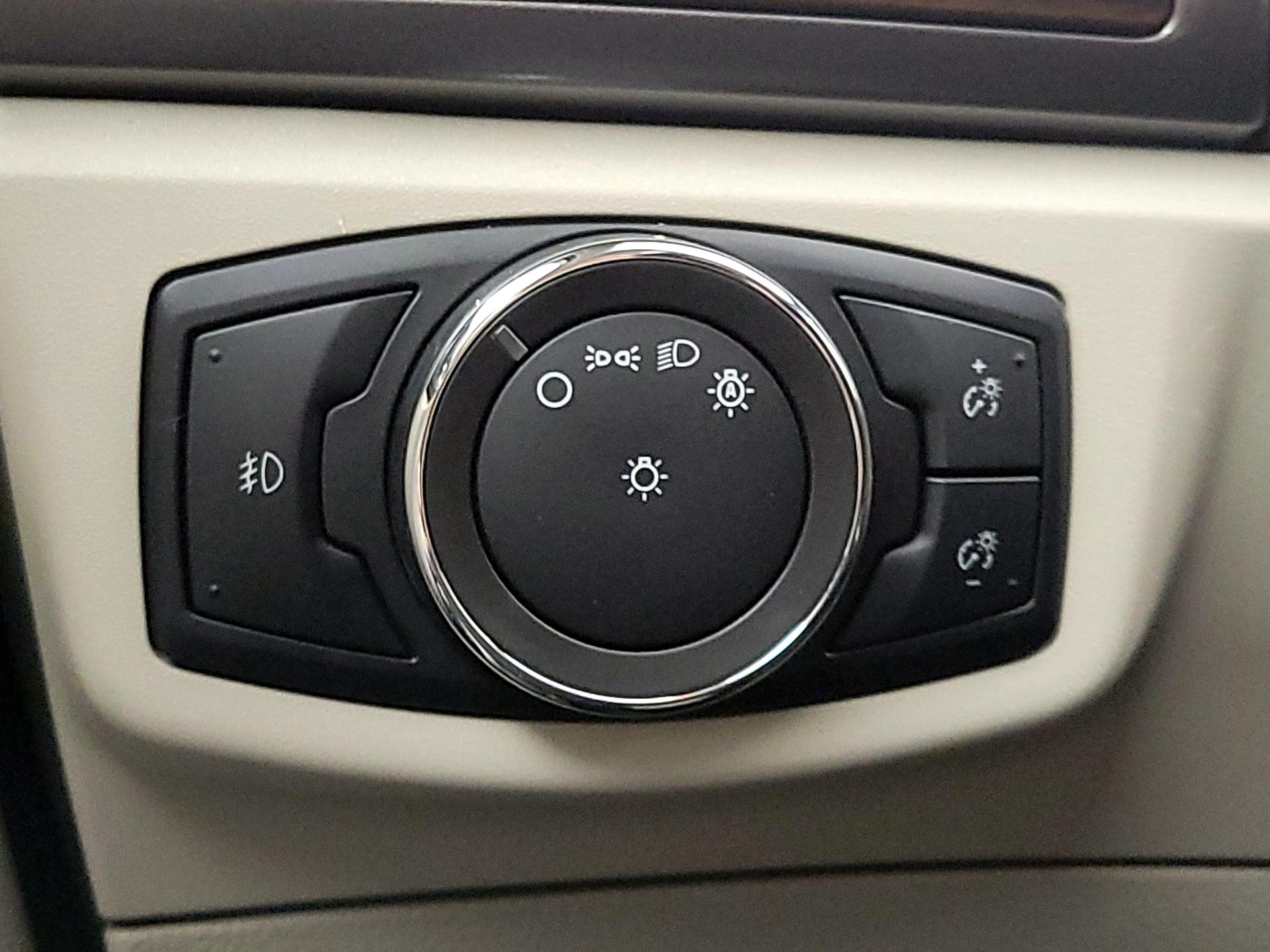 Thumbnail: 2017 Ford Fusion - 13